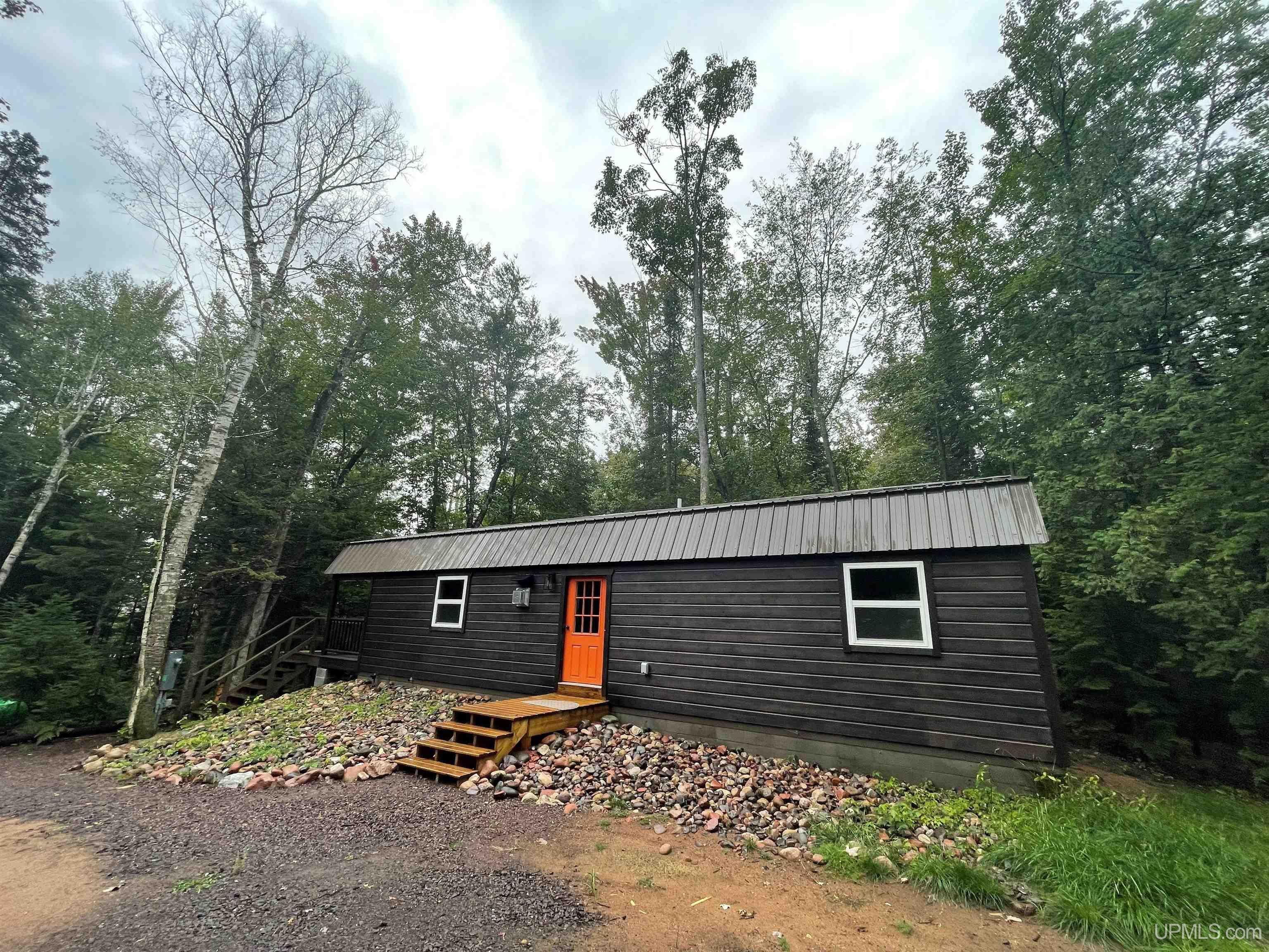 26950 & 26881 E Grosse Point Road Property Photo 2