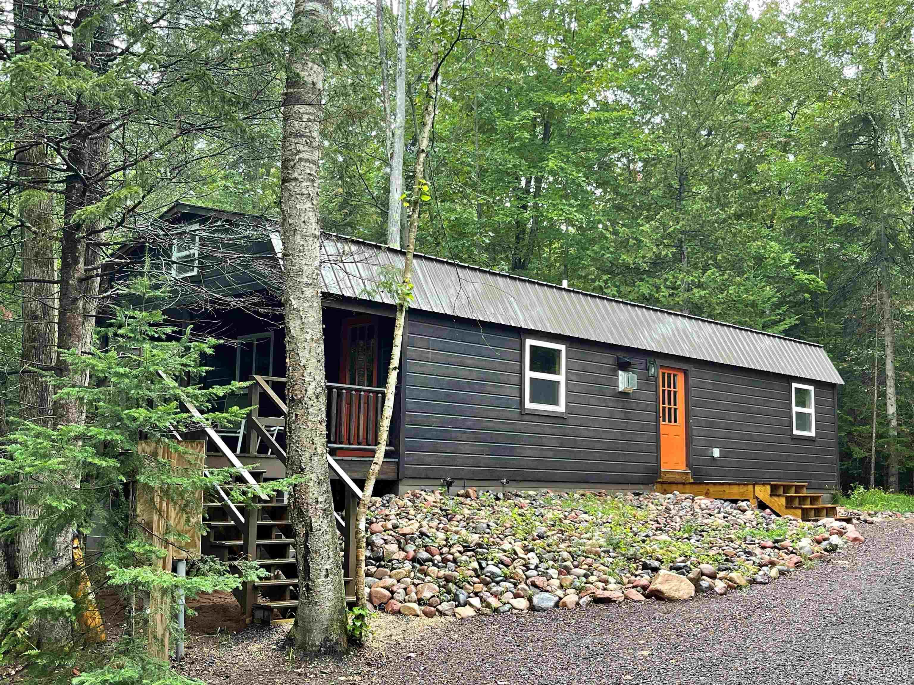 26950 & 26881 E Grosse Point Road Property Photo 4