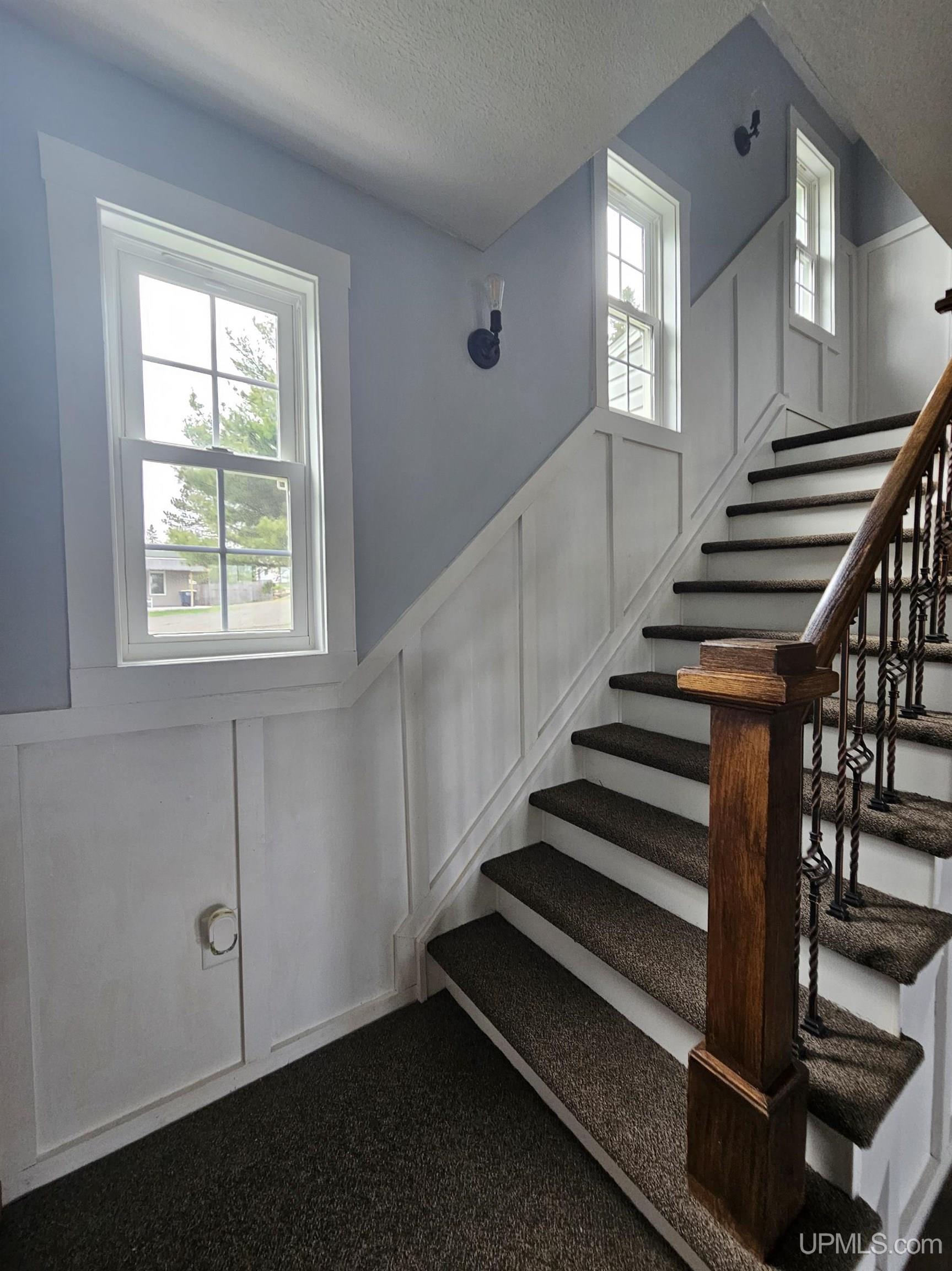 526 E Bundy Street Property Photo 24