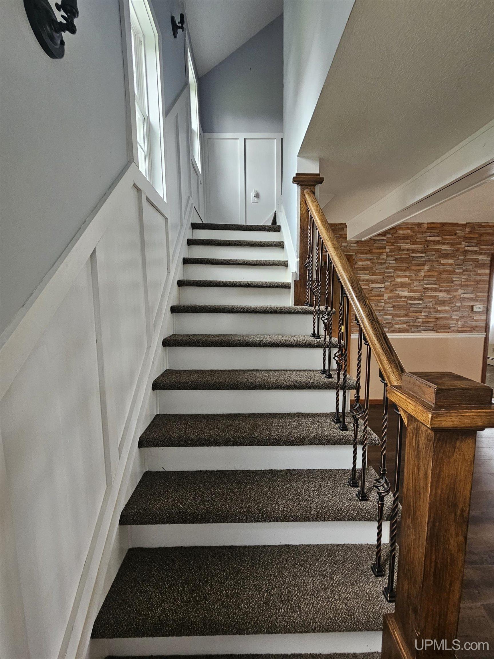 526 E Bundy Street Property Photo 25