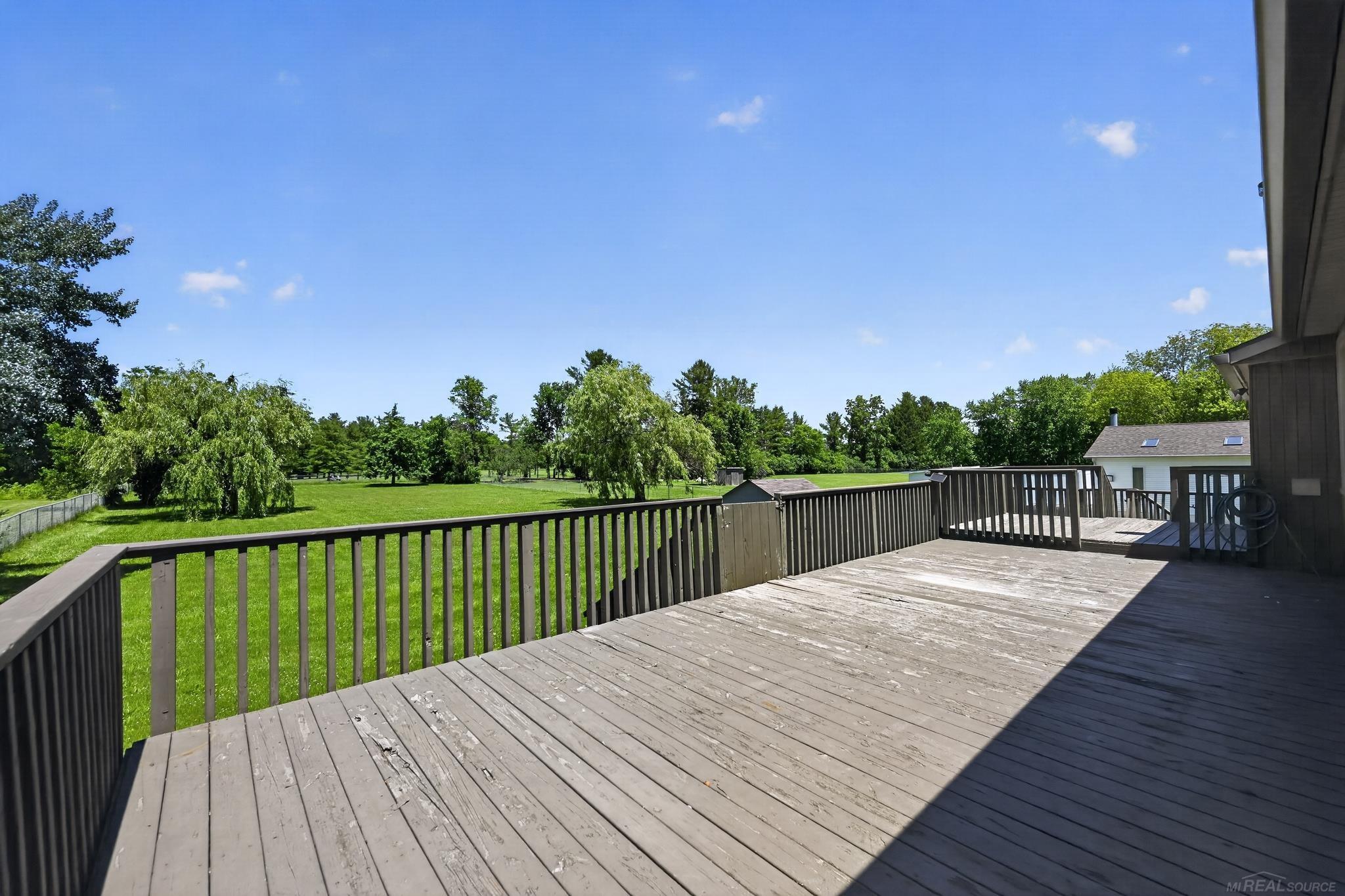 6611 Textile Road Property Photo 5