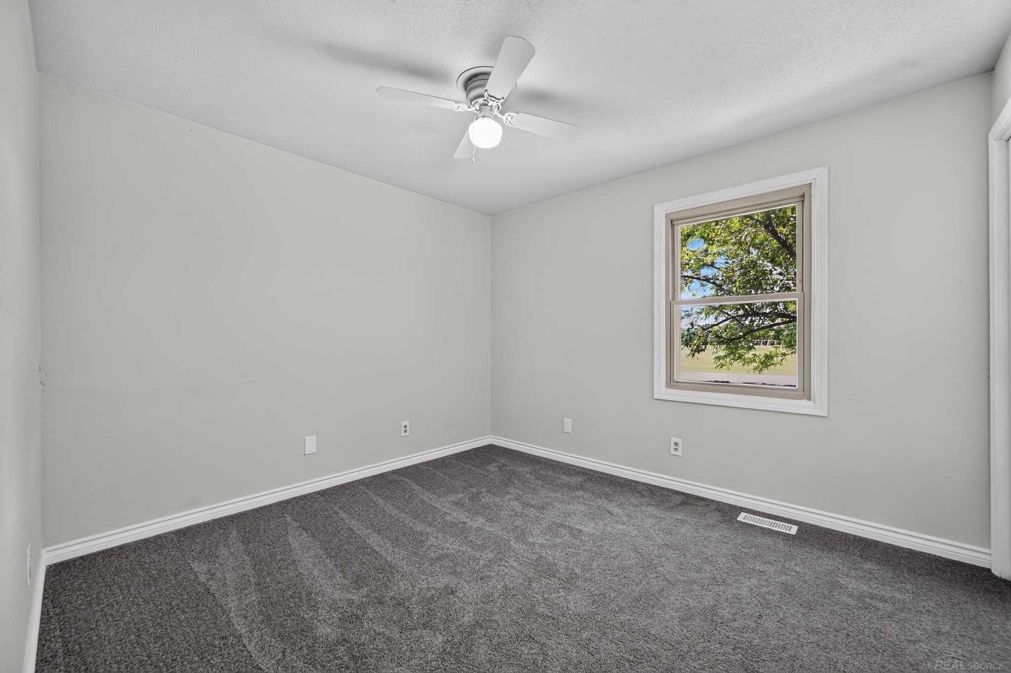 6611 Textile Road Property Photo 17