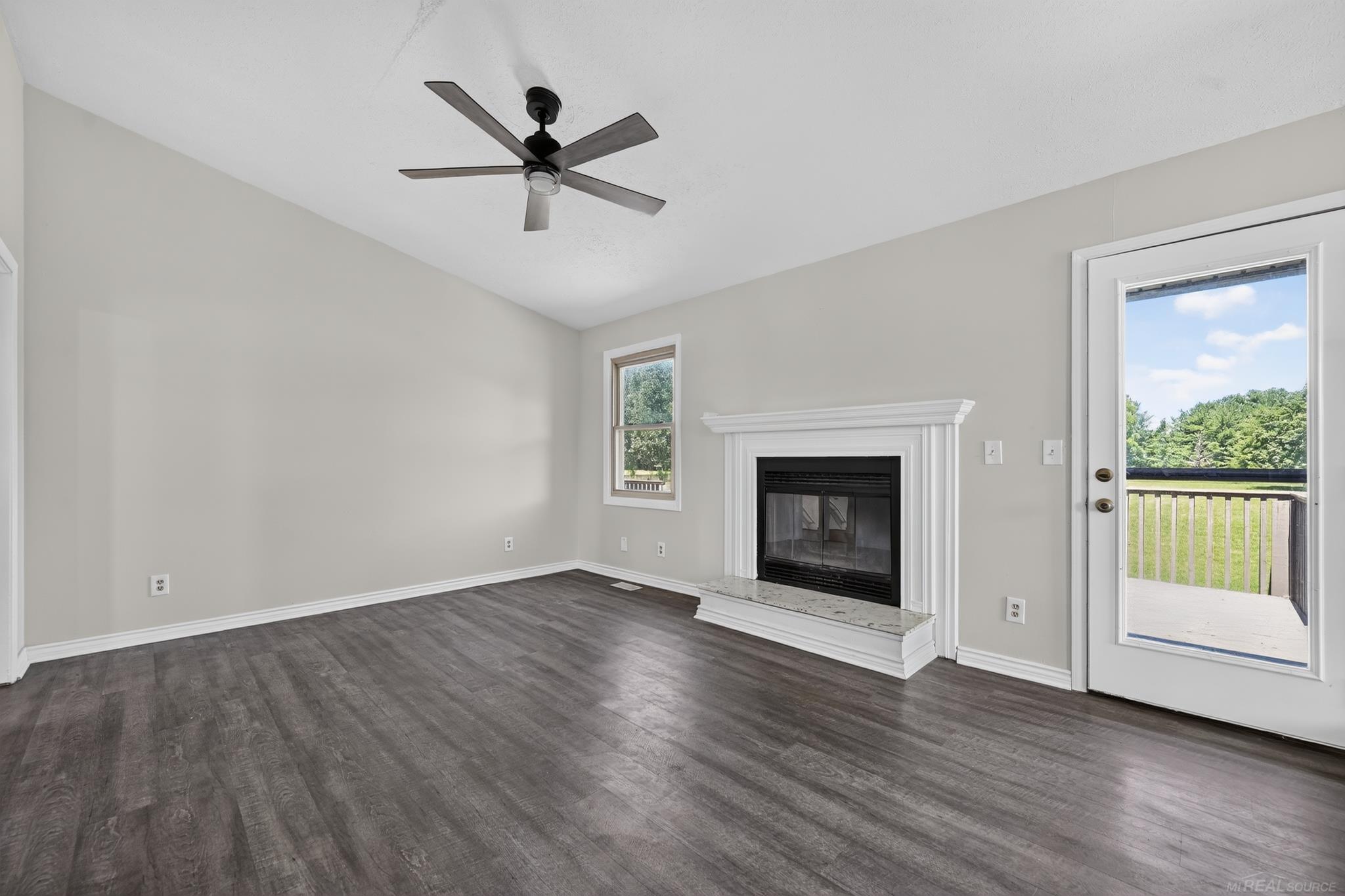 6611 Textile Road Property Photo 25