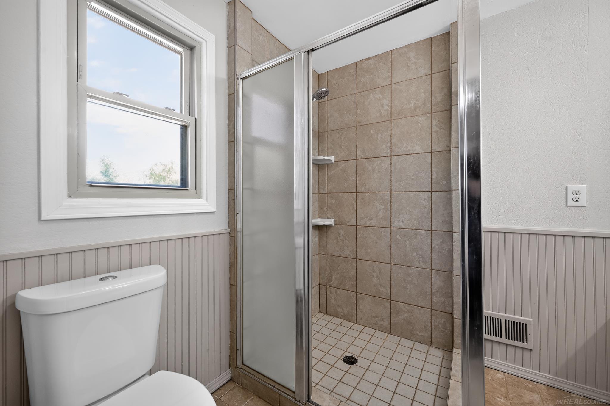 6611 Textile Road Property Photo 48