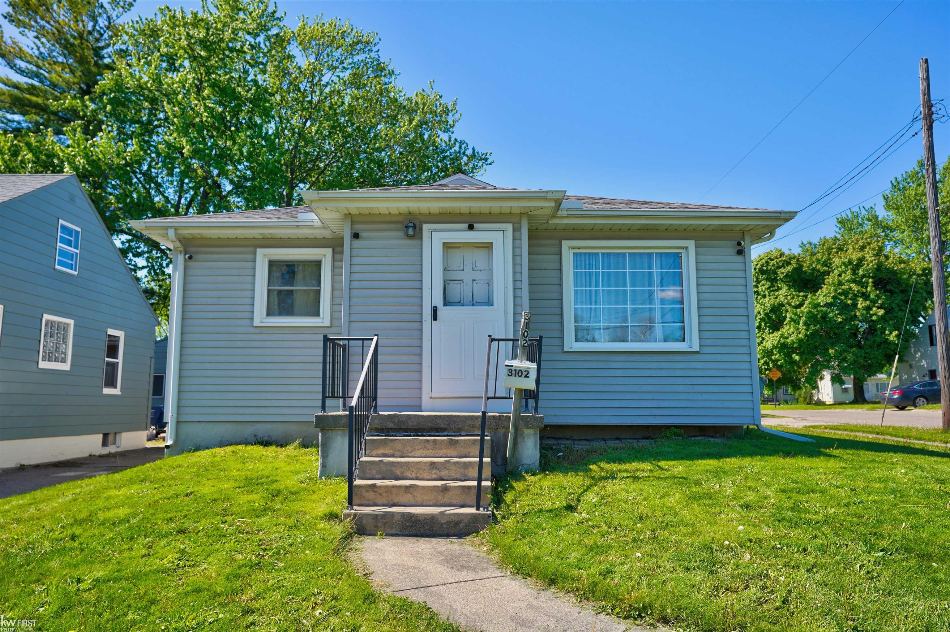 3102 Yale Street Property Photo 1