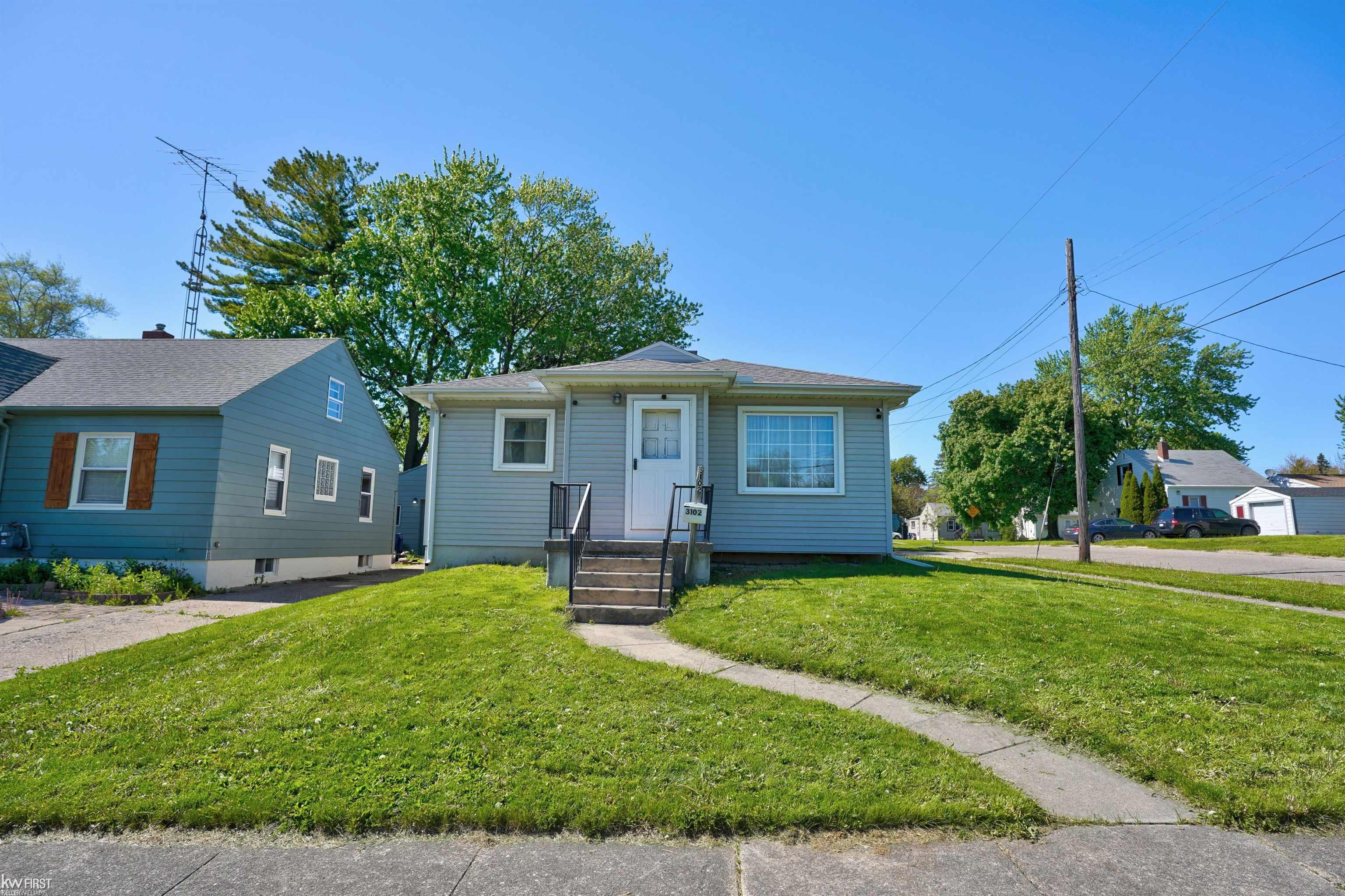 3102 Yale Street Property Photo 2