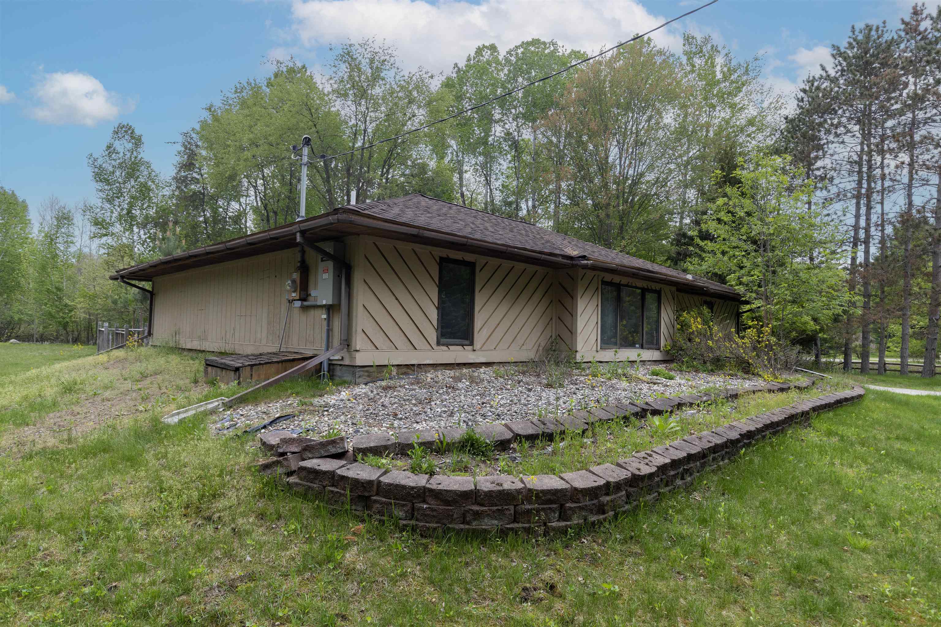 1156 S Alamando Road Property Photo 3