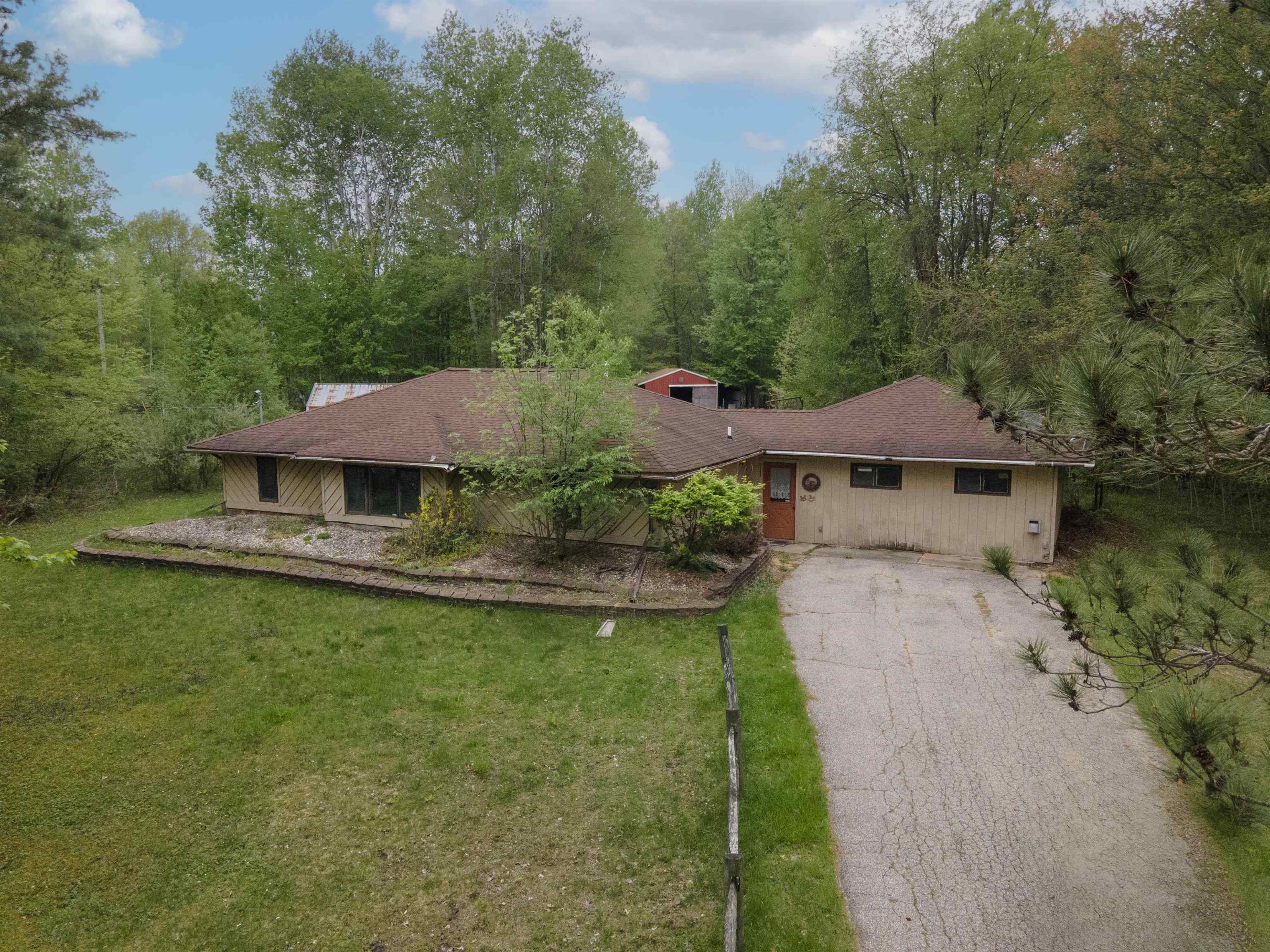 1156 S Alamando Road Property Photo 4