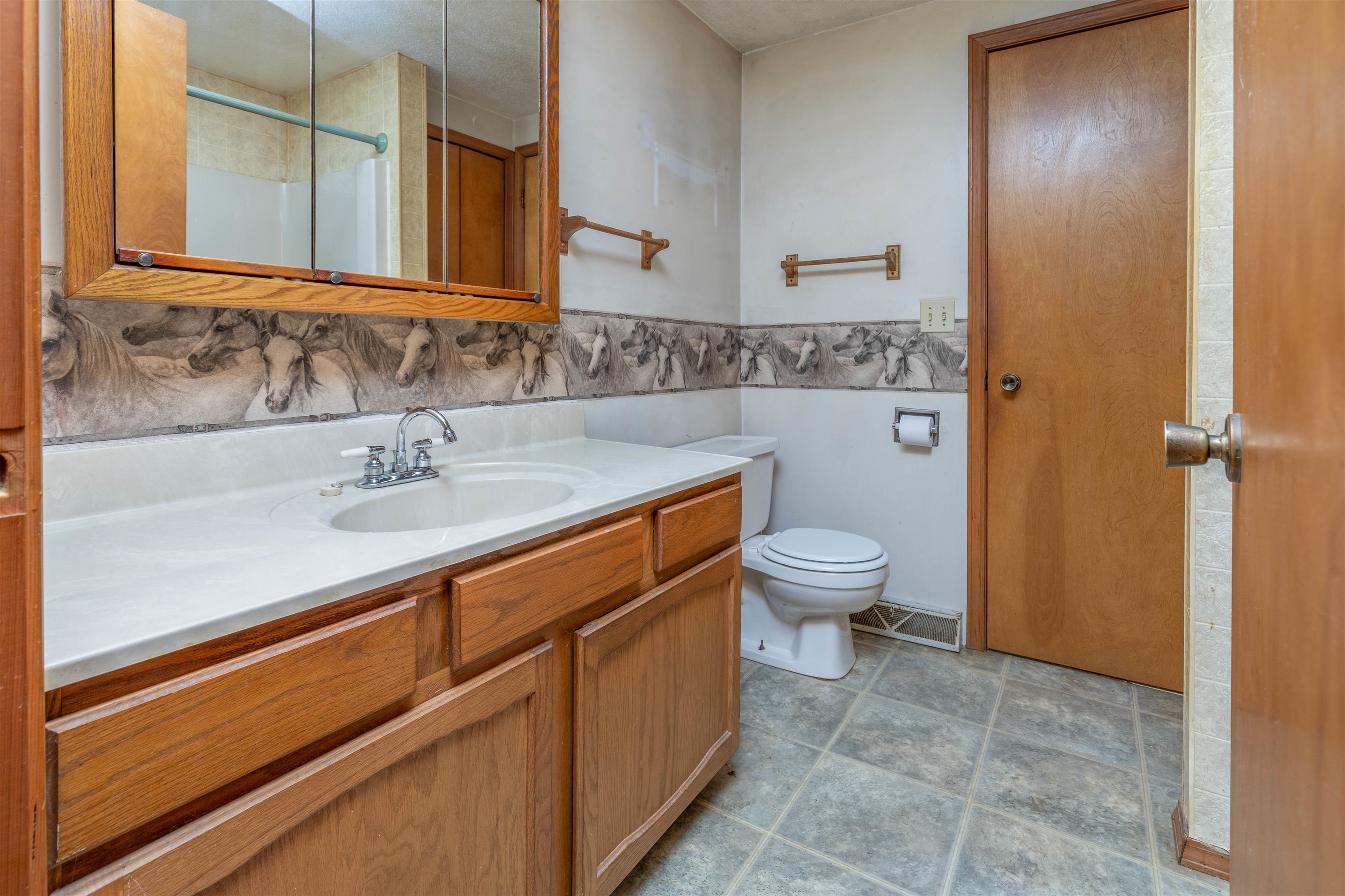 1156 S Alamando Road Property Photo 10
