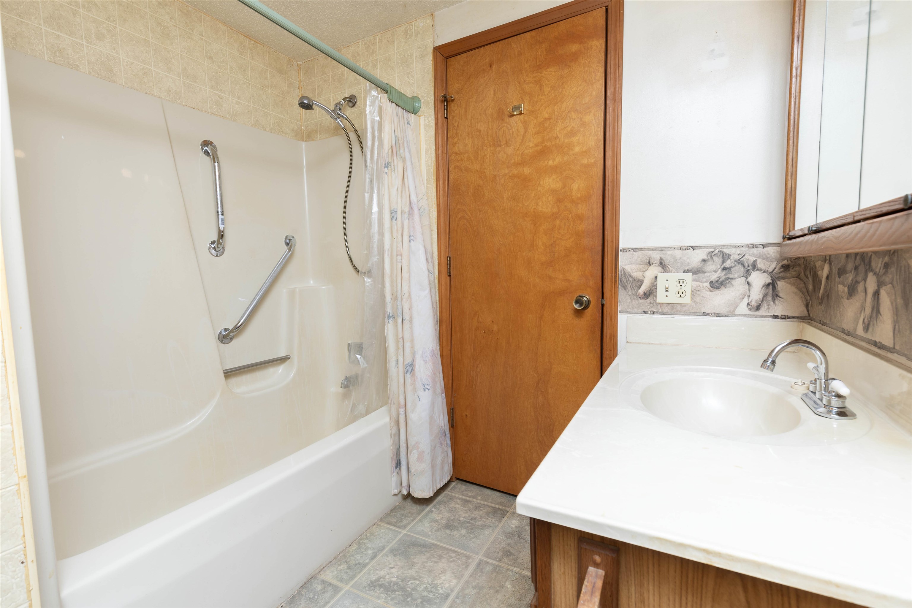 1156 S Alamando Road Property Photo 11