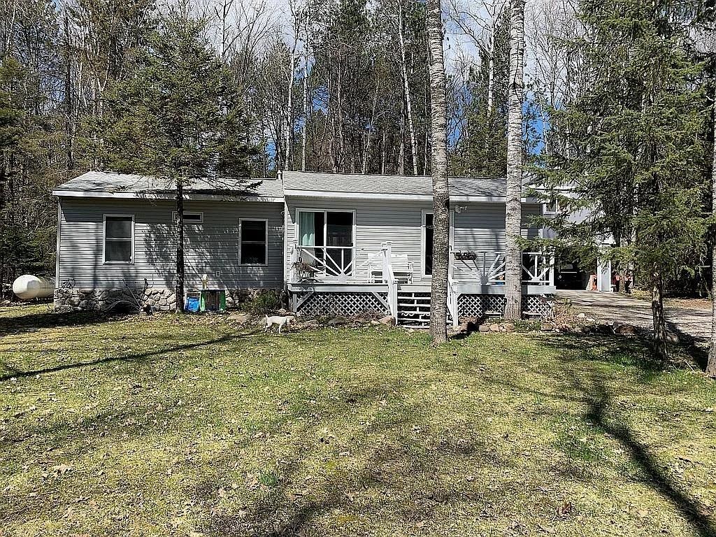 302 Ponderosa Dr Street Property Photo 4