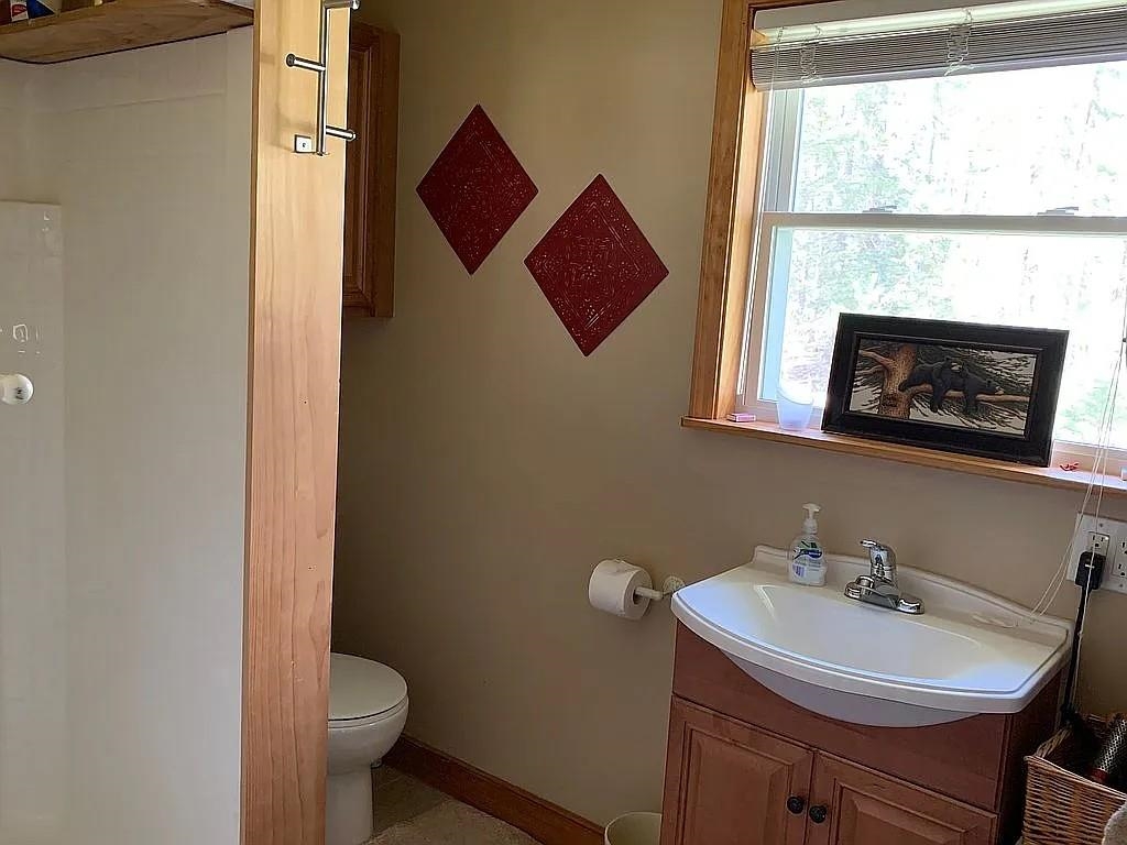 302 Ponderosa Dr Street Property Photo 9