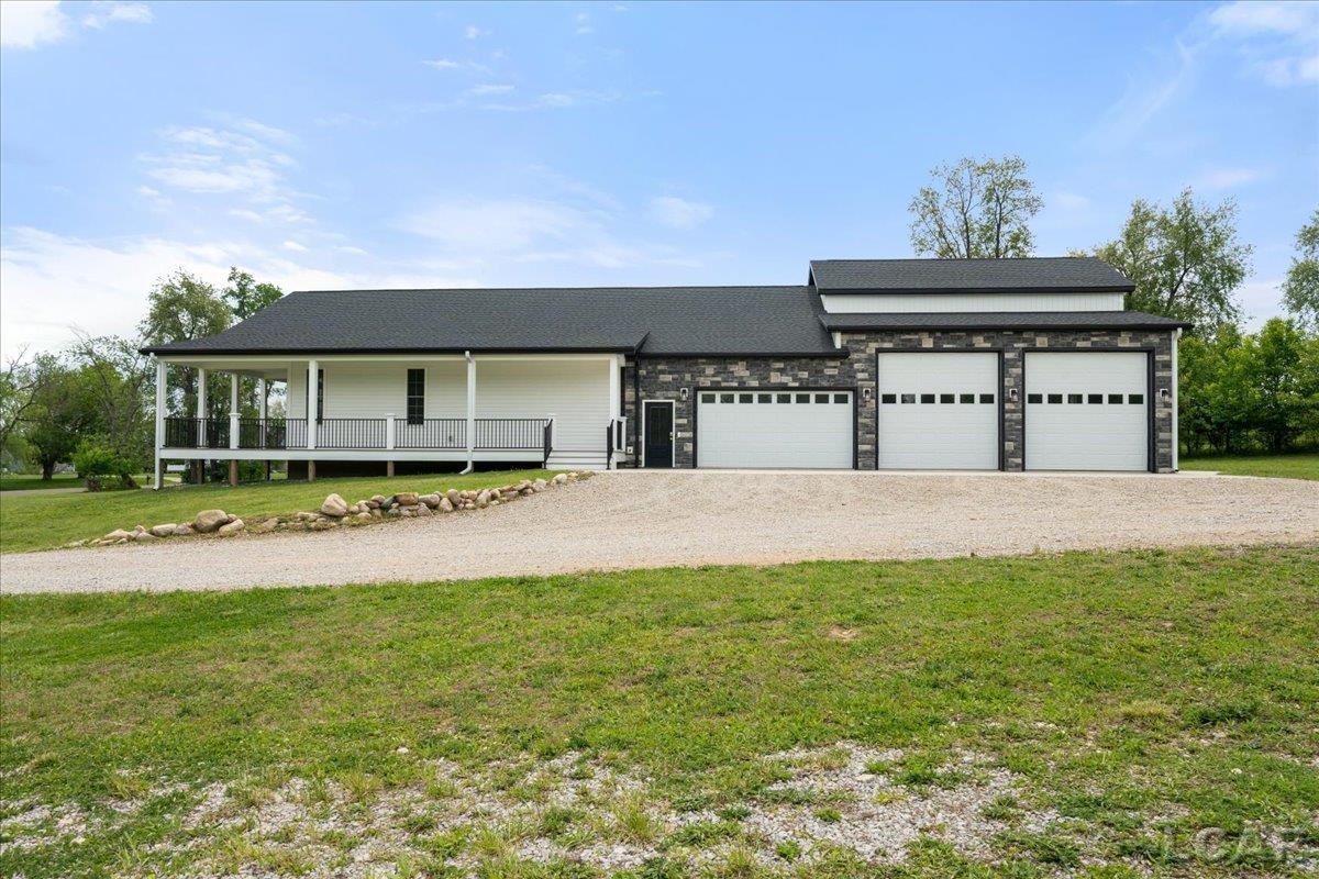 8810 Stephenson Road Property Photo 2