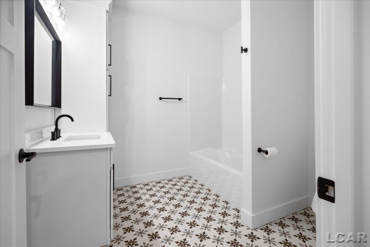 8810 Stephenson Road Property Photo 29