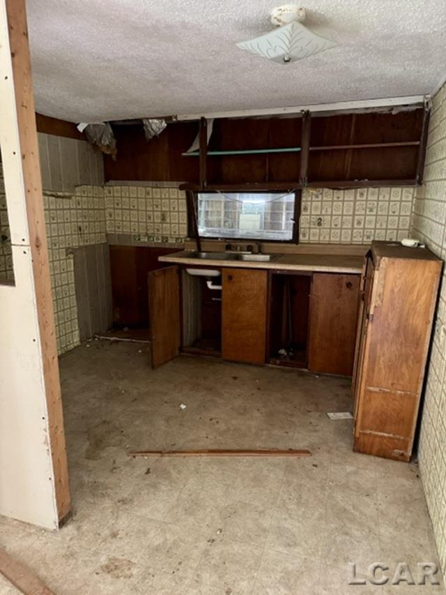 4856 Deleon Drive Property Photo 3
