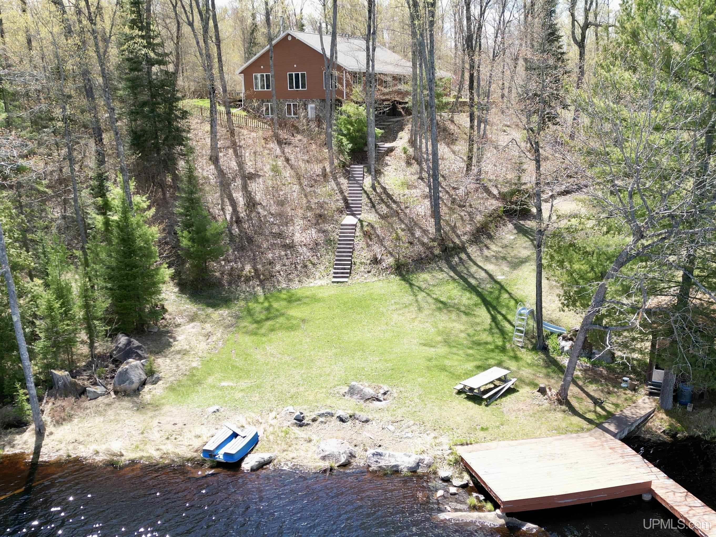 5152 Floating Bear Road Property Photo 1