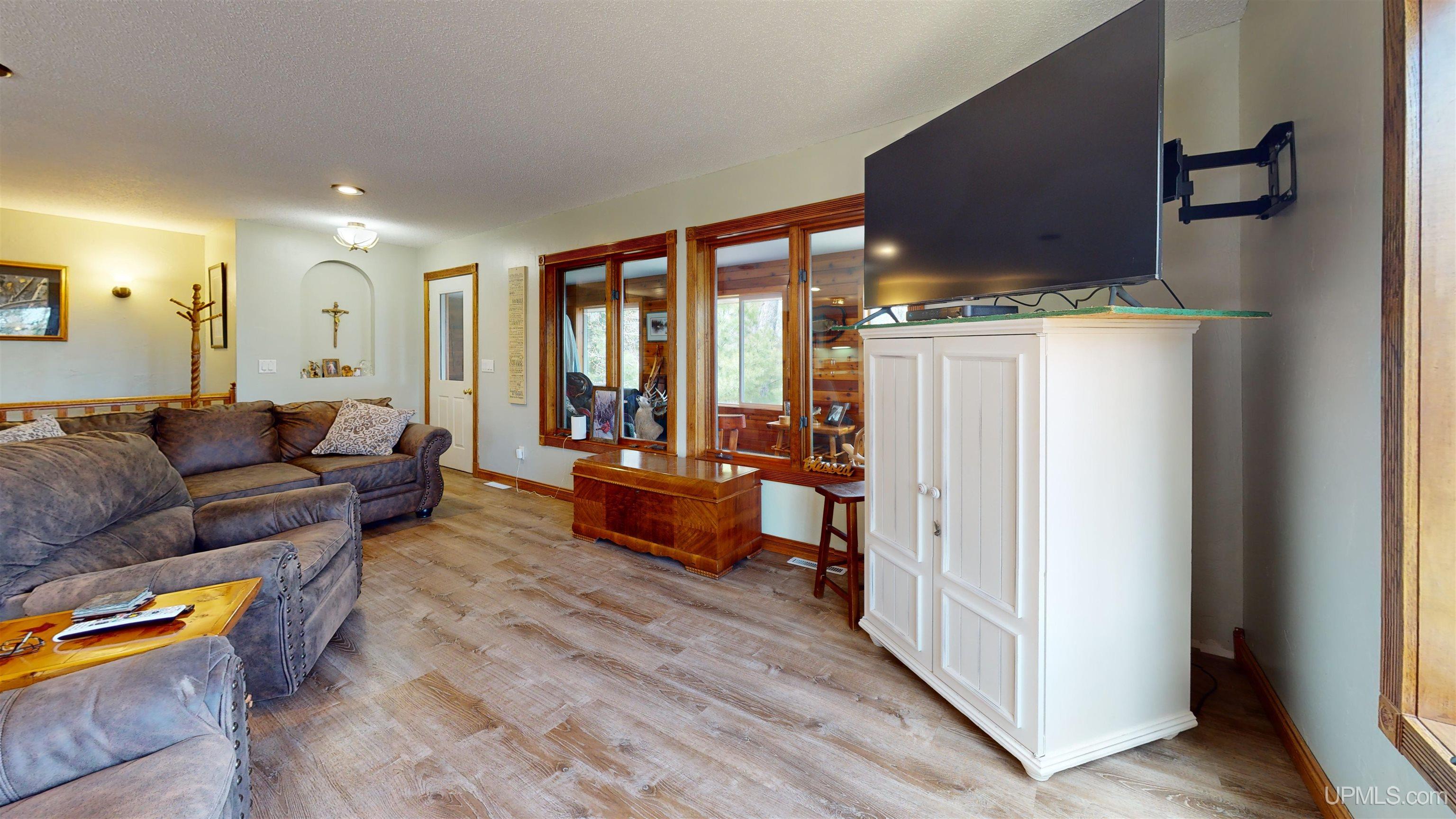 5152 Floating Bear Road Property Photo 13