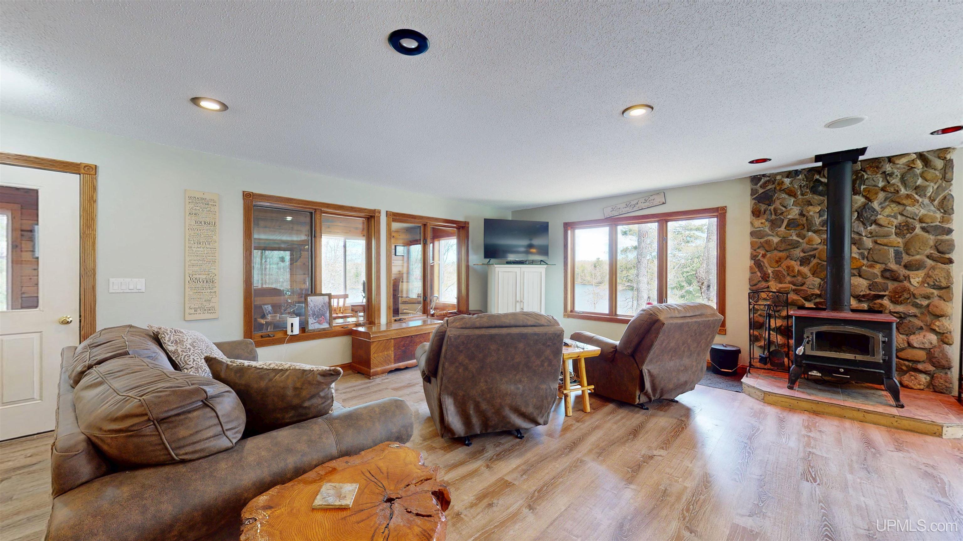5152 Floating Bear Road Property Photo 17