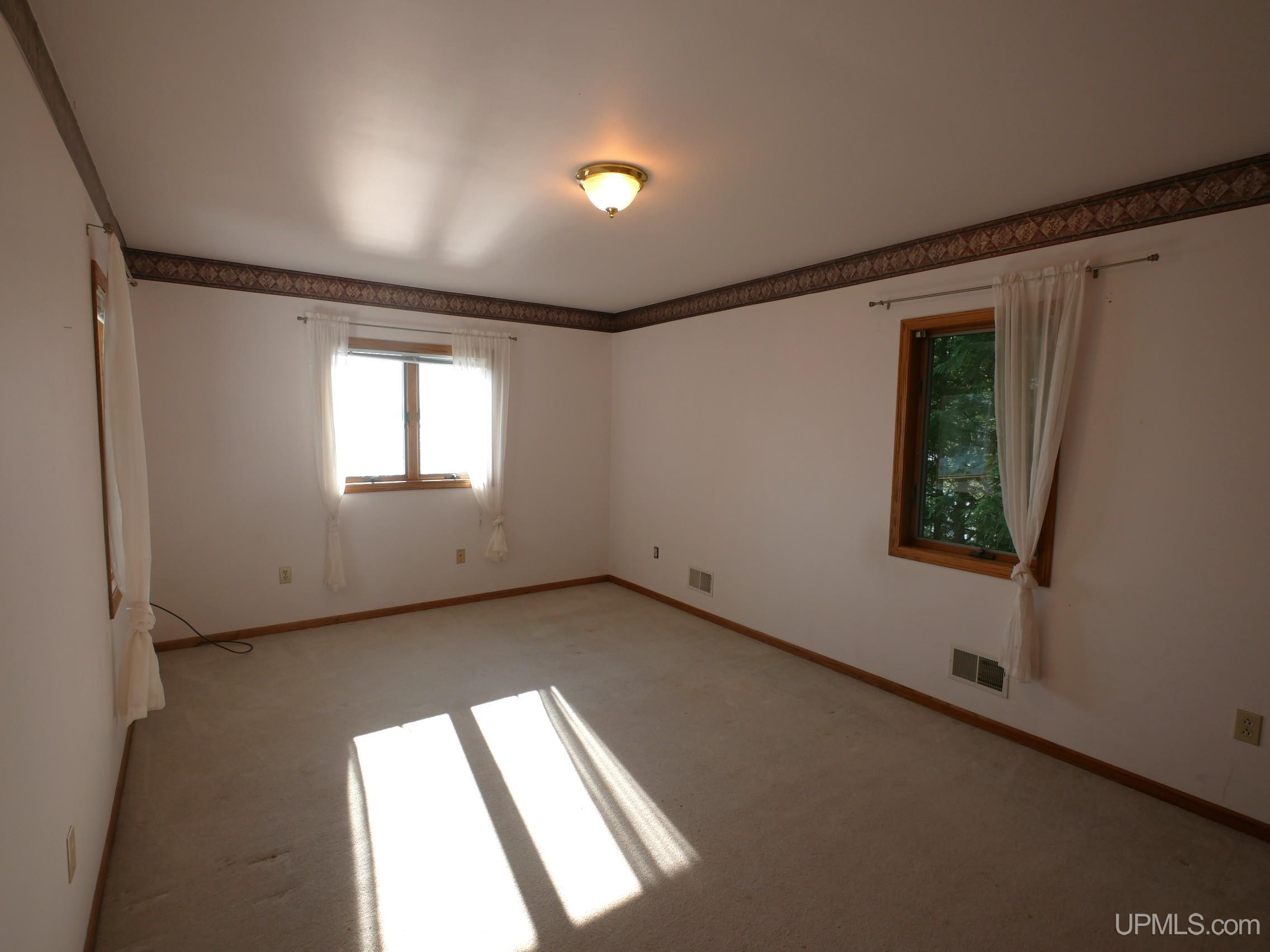 44418 Old 41 Road Property Photo 34