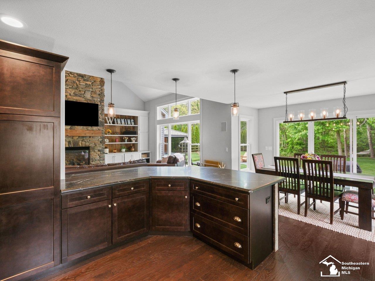 6606 Summerlyn Boulevard Property Photo 17
