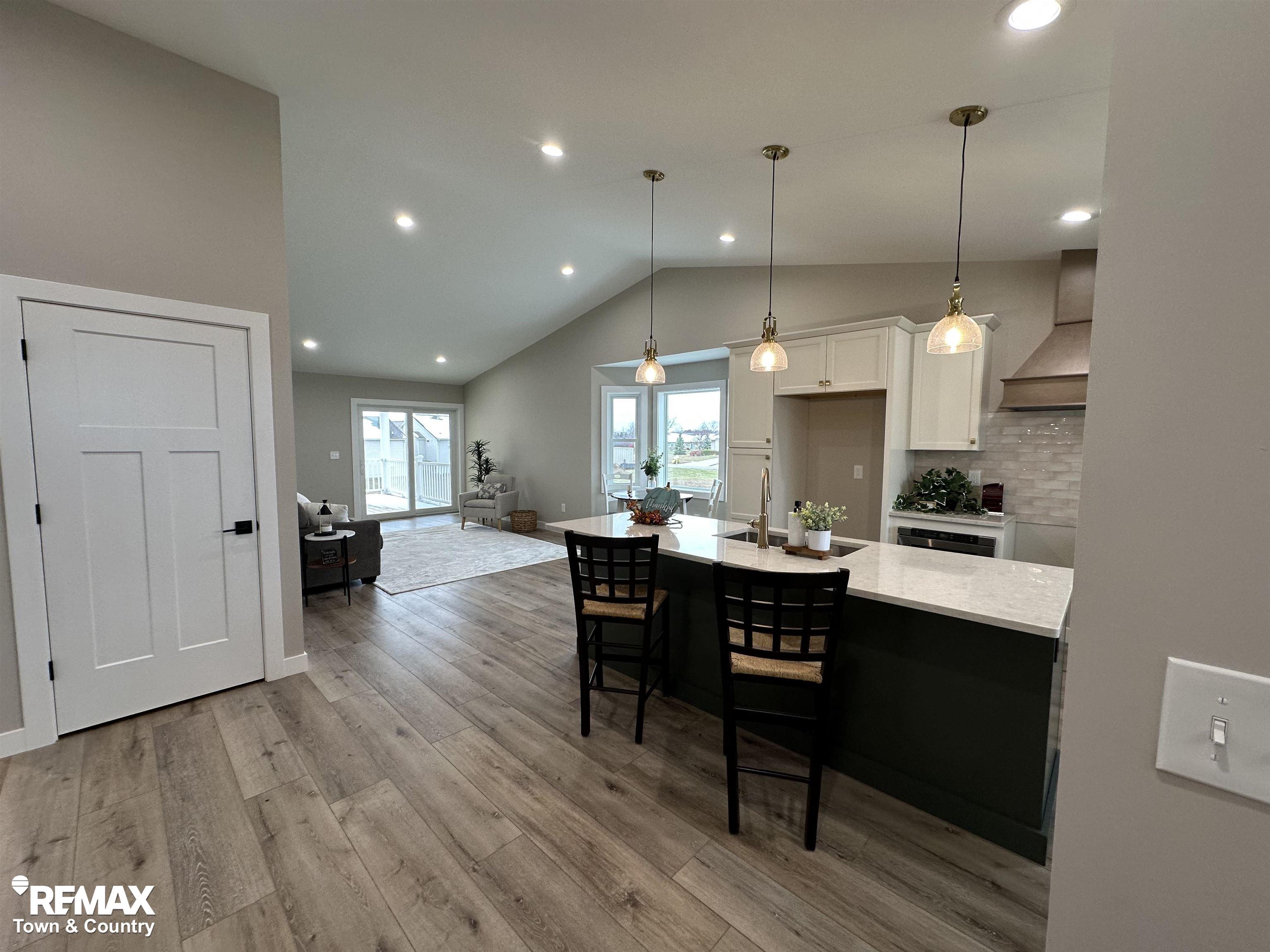 1430 Mallard Circle Property Photo 4