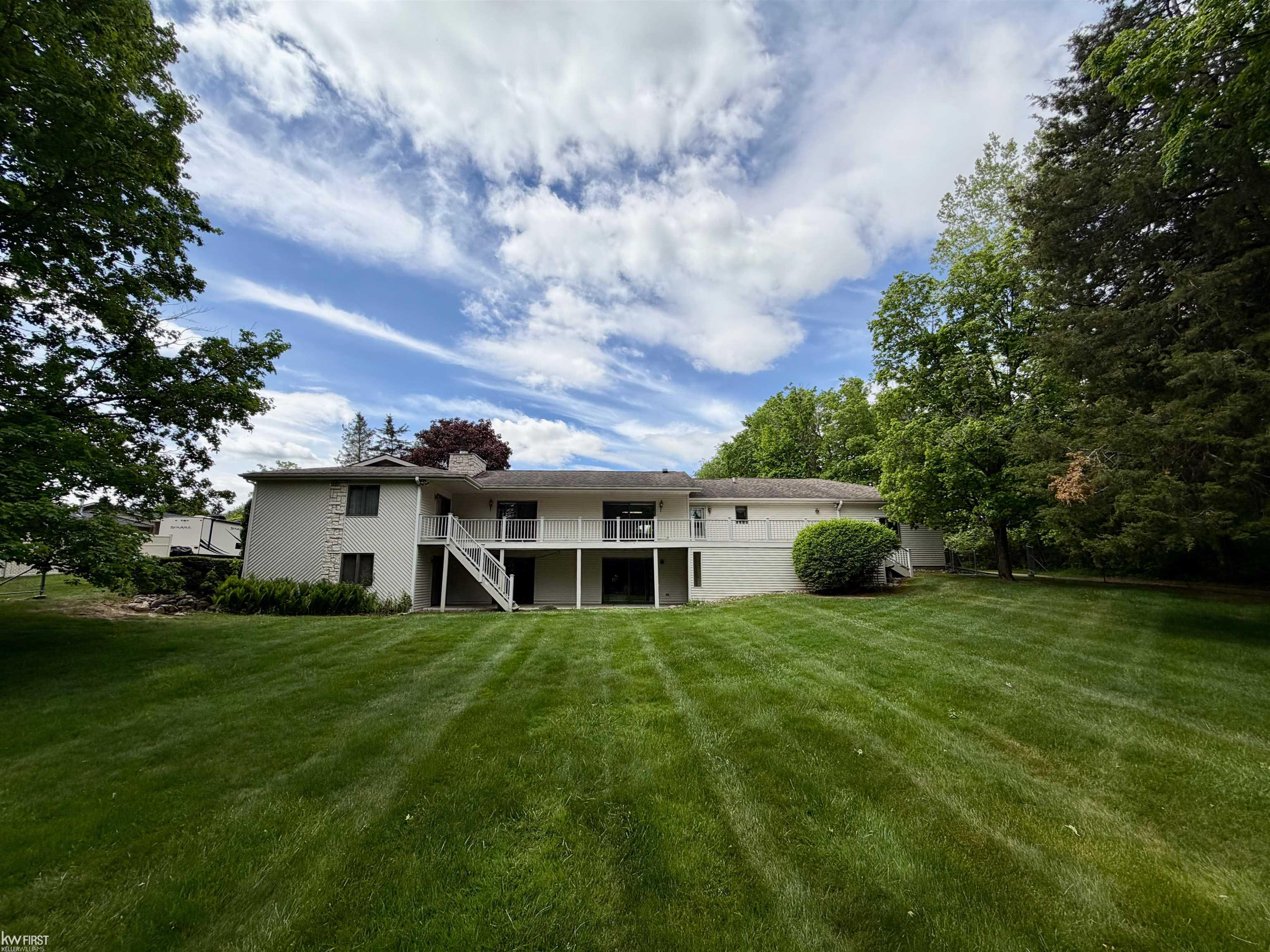 7432 River Road Property Photo 12