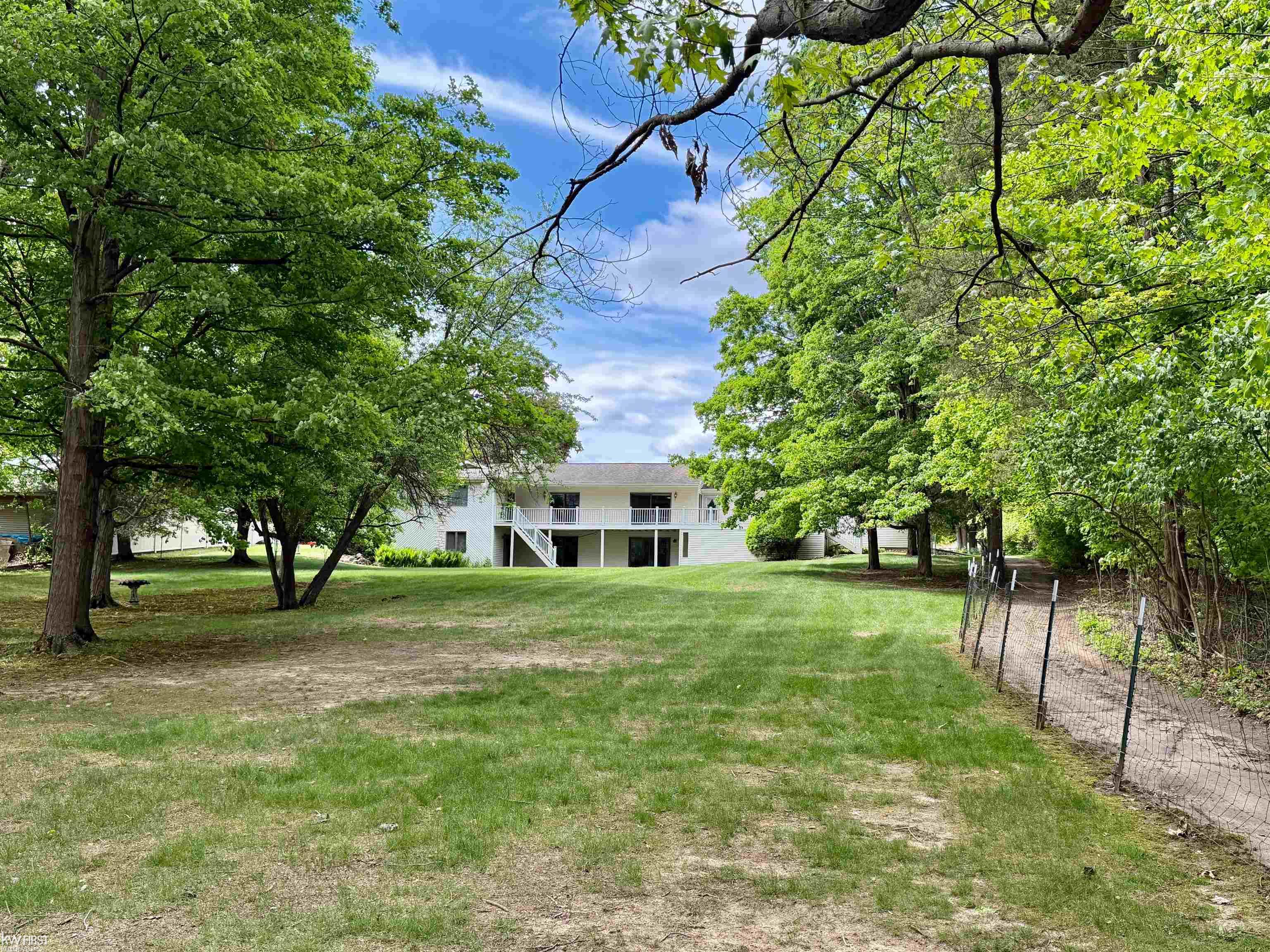 7432 River Road Property Photo 15