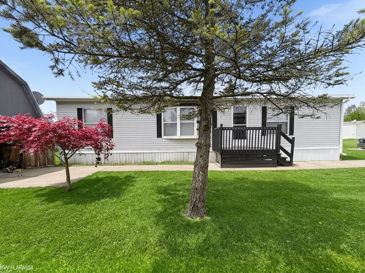 12370 Saint James Court Property Photo 2
