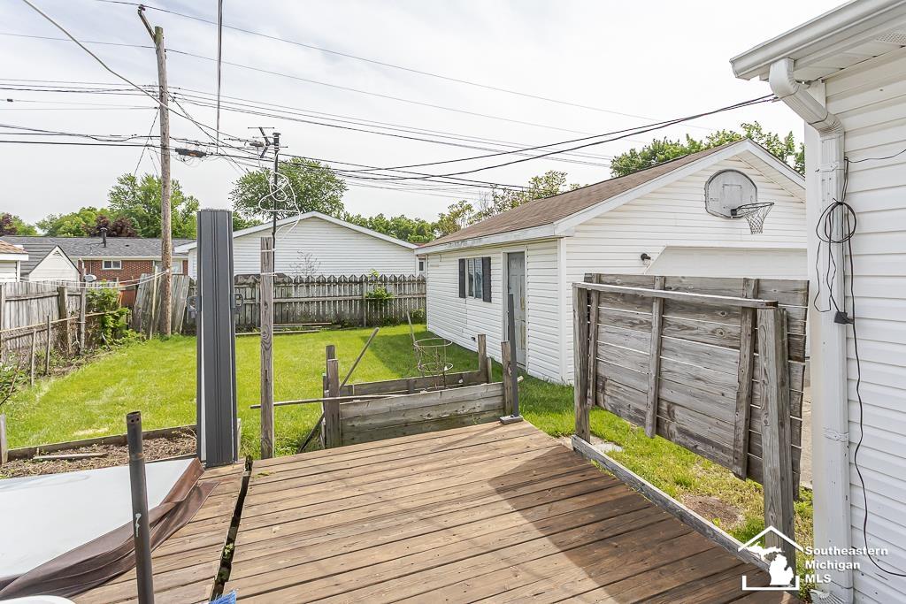 37613 Castle Drive Property Photo 34