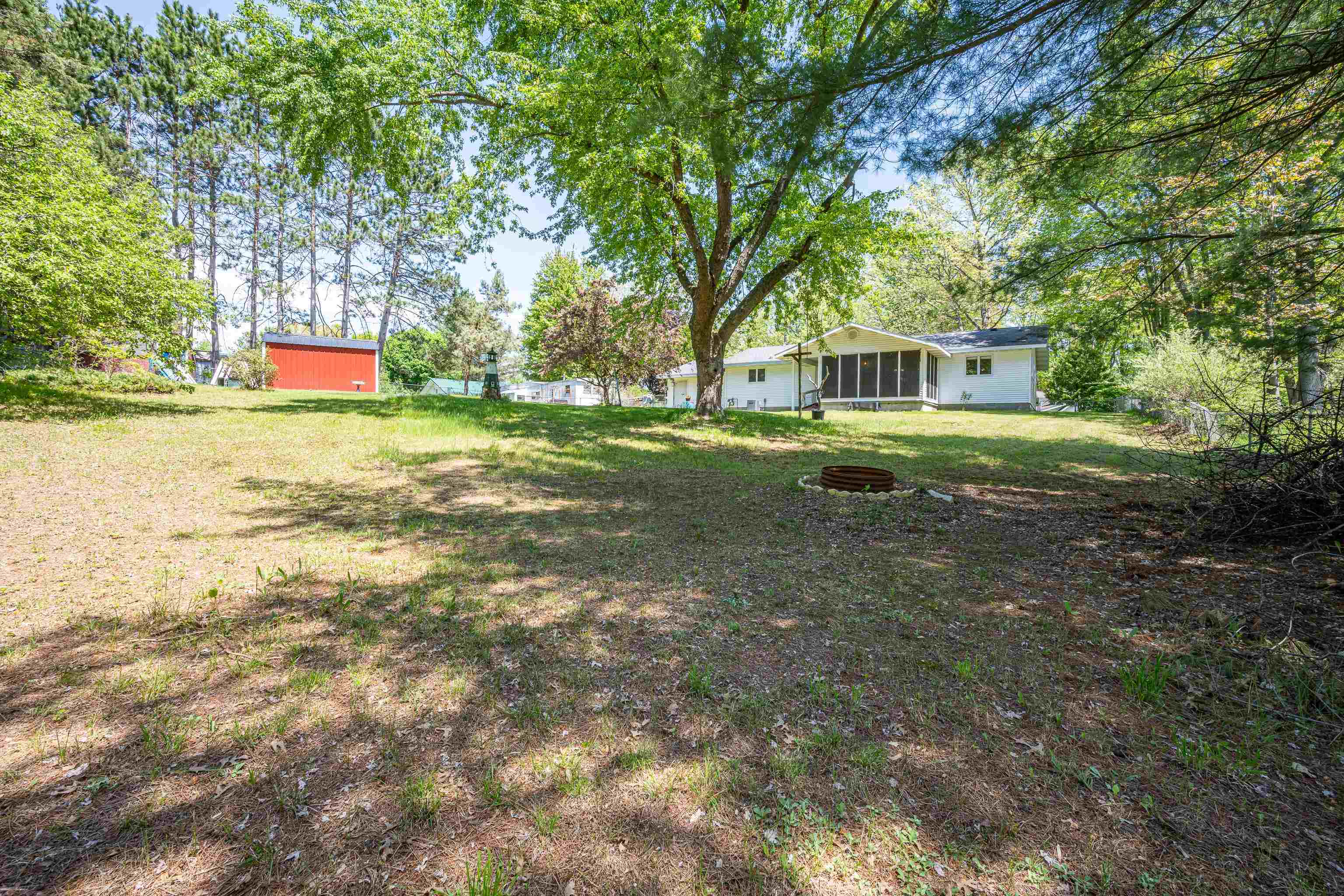 2881 Dean Street Property Photo 32