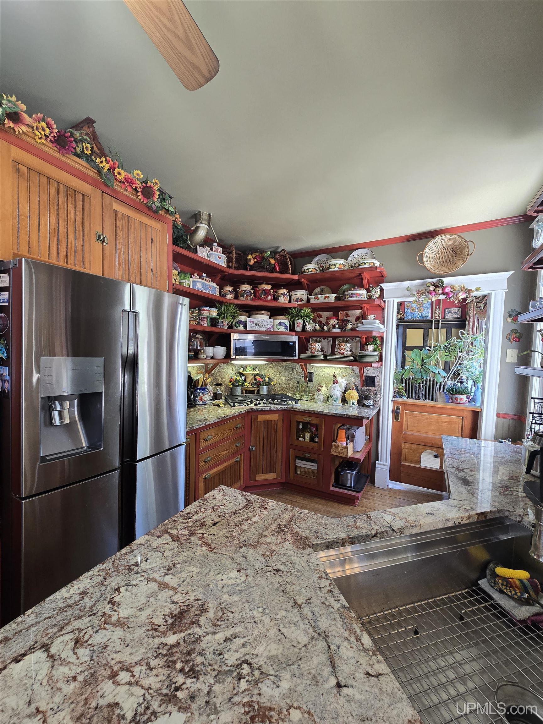58621 Us41 Highway Property Photo 7