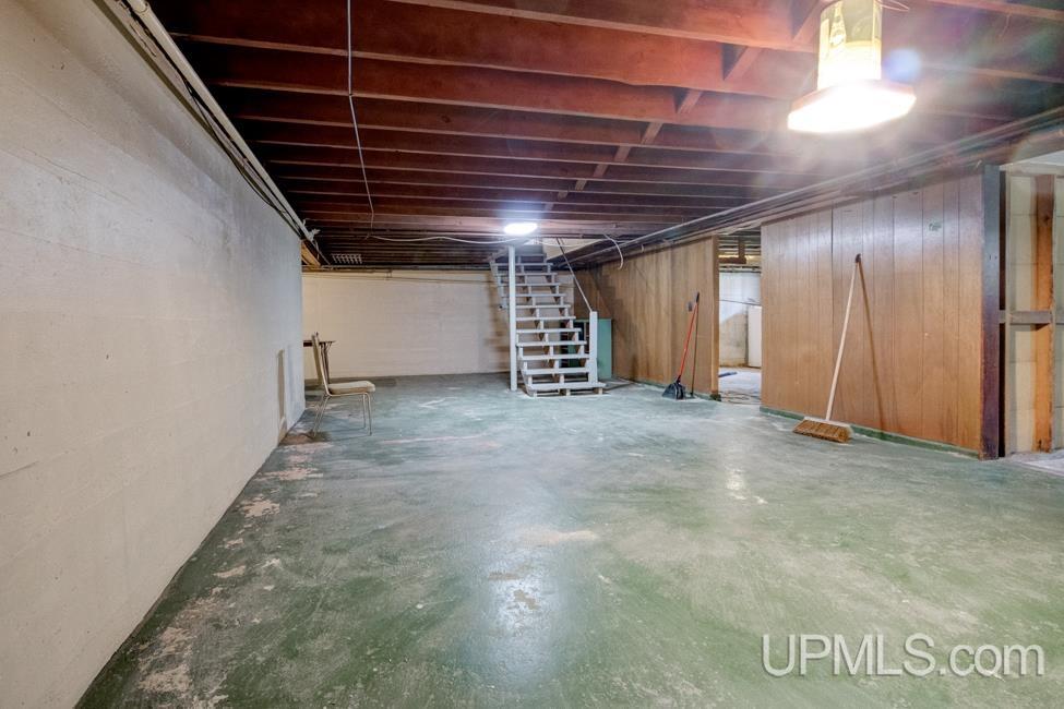 W3743 Us 2 & 41 Highway Property Photo 43