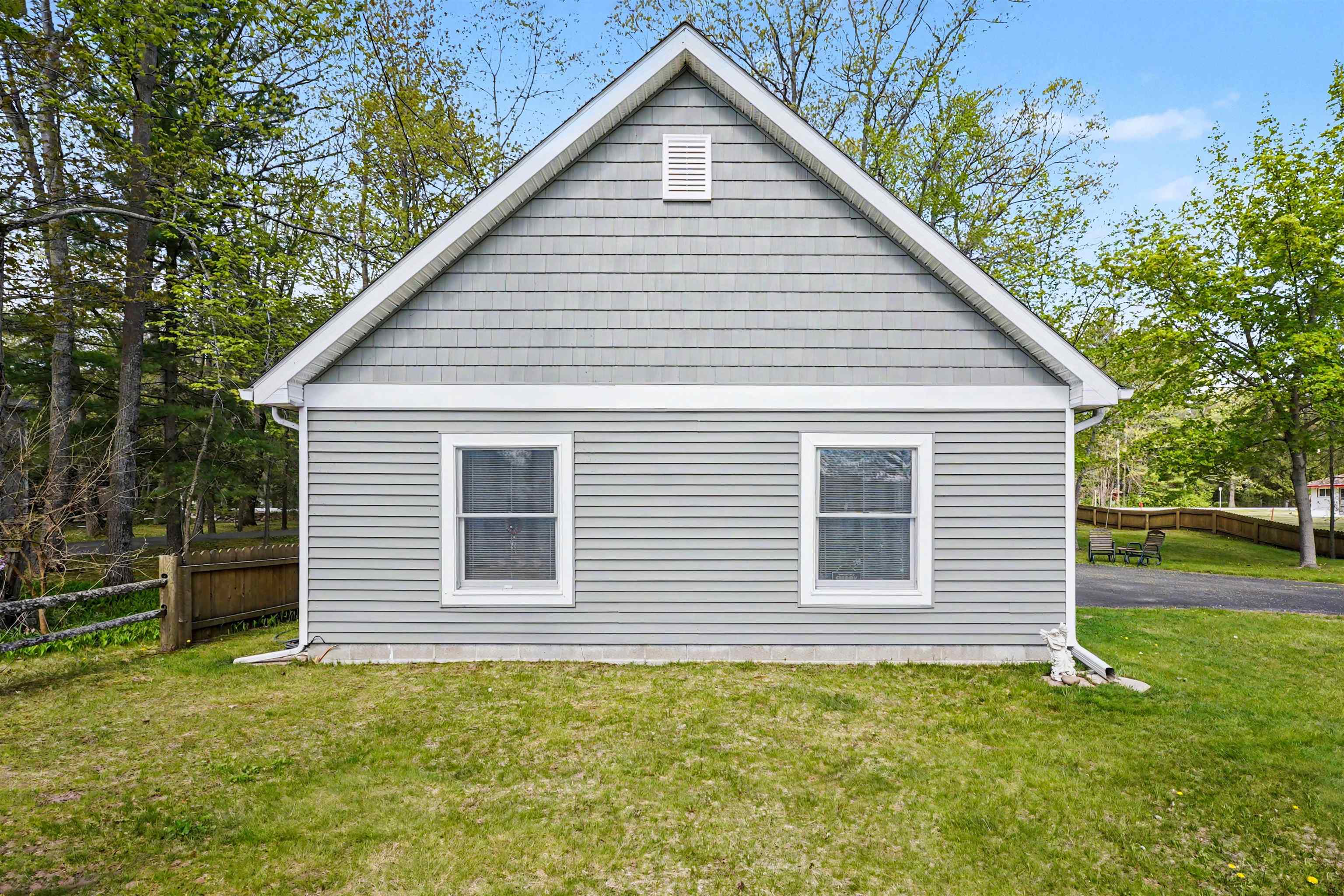 1220 N Huron Road Property Photo 43