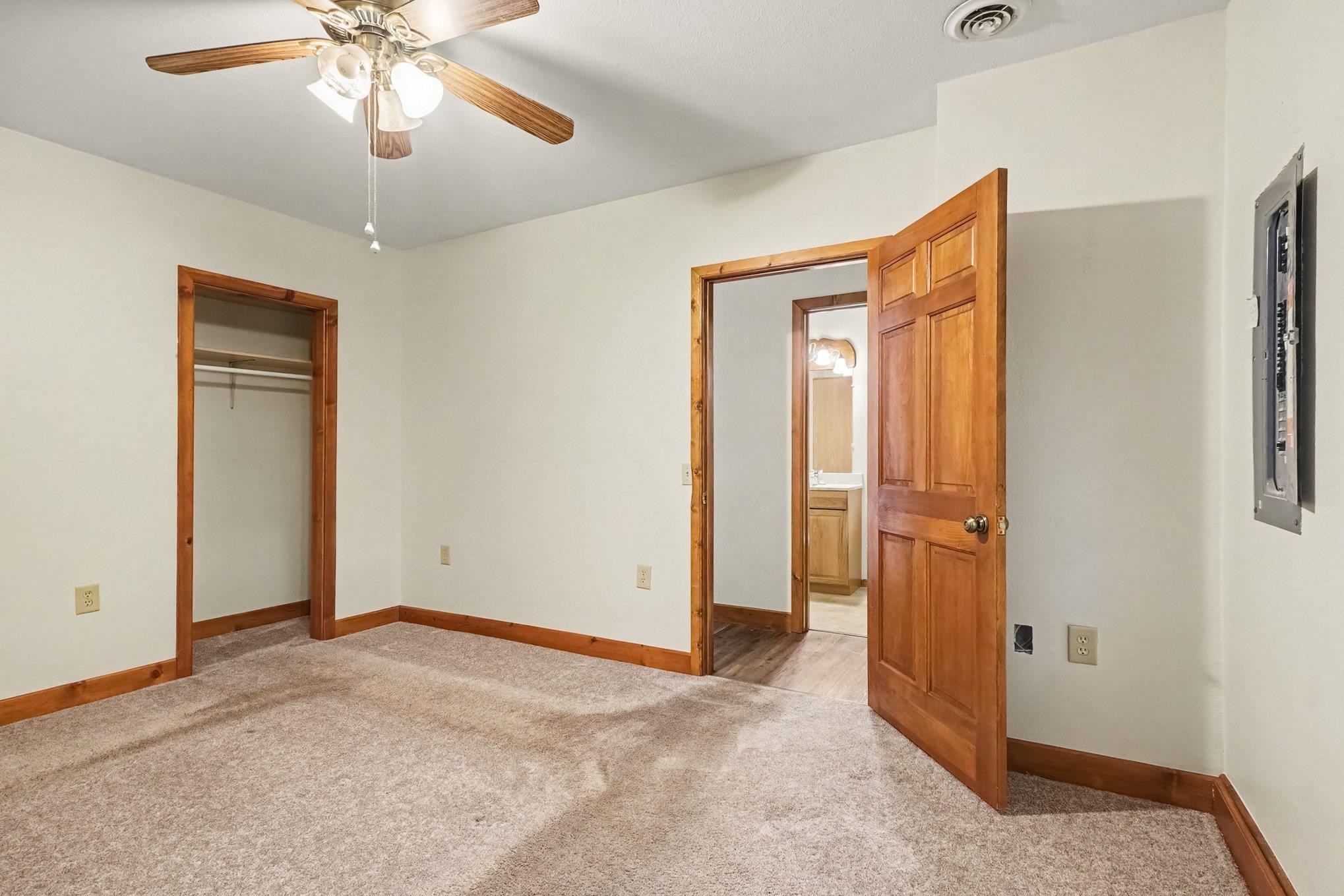 1220 N Huron Road Property Photo 54