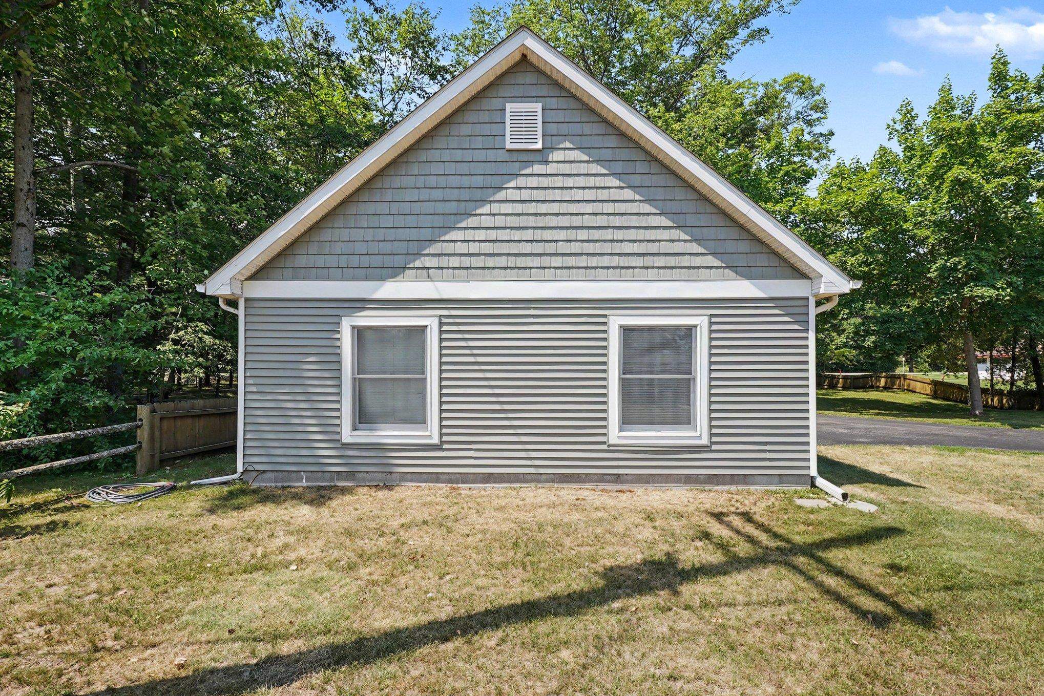 1220 N Huron Road Property Photo 67