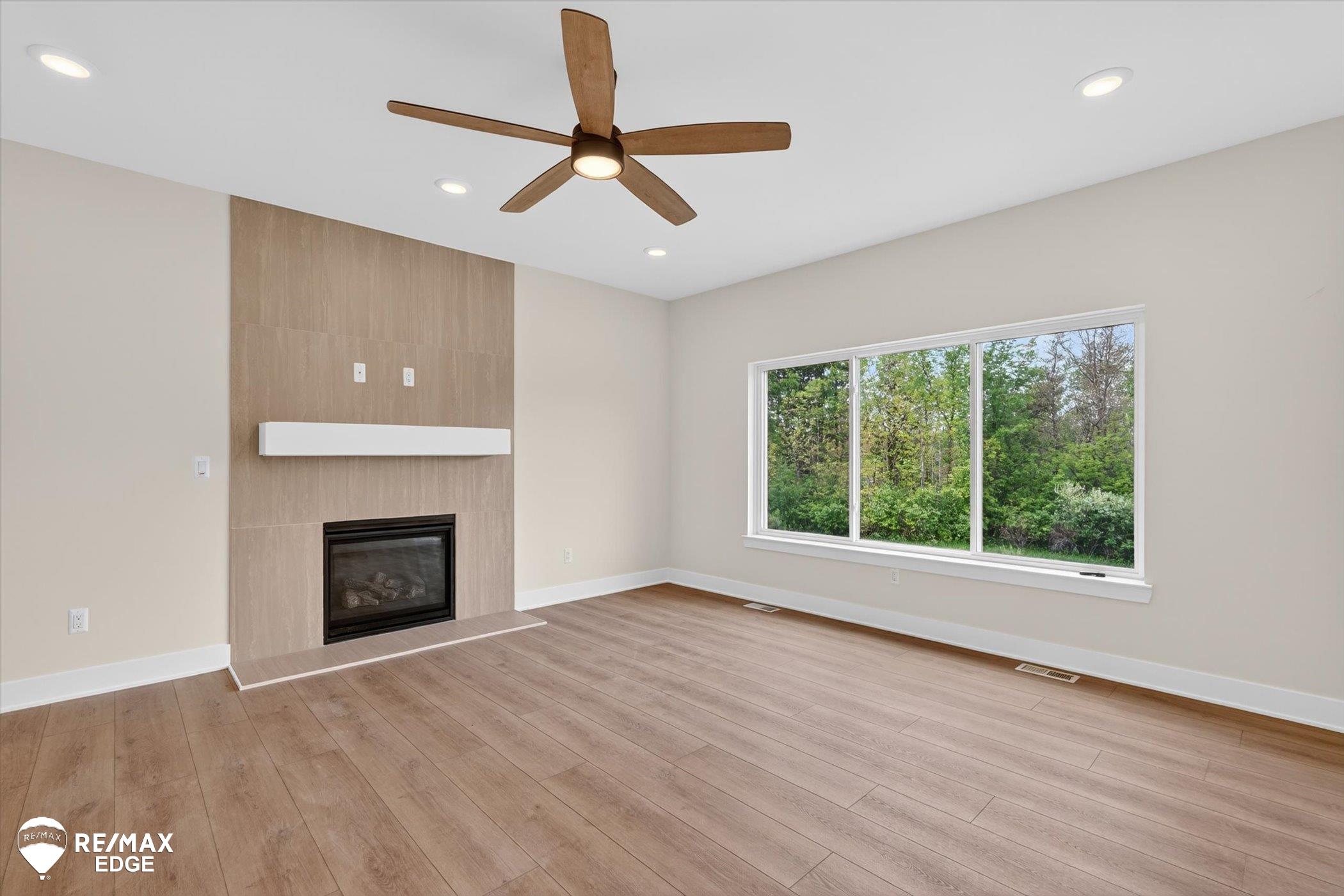 8080 Peninsula Circle Property Photo 4