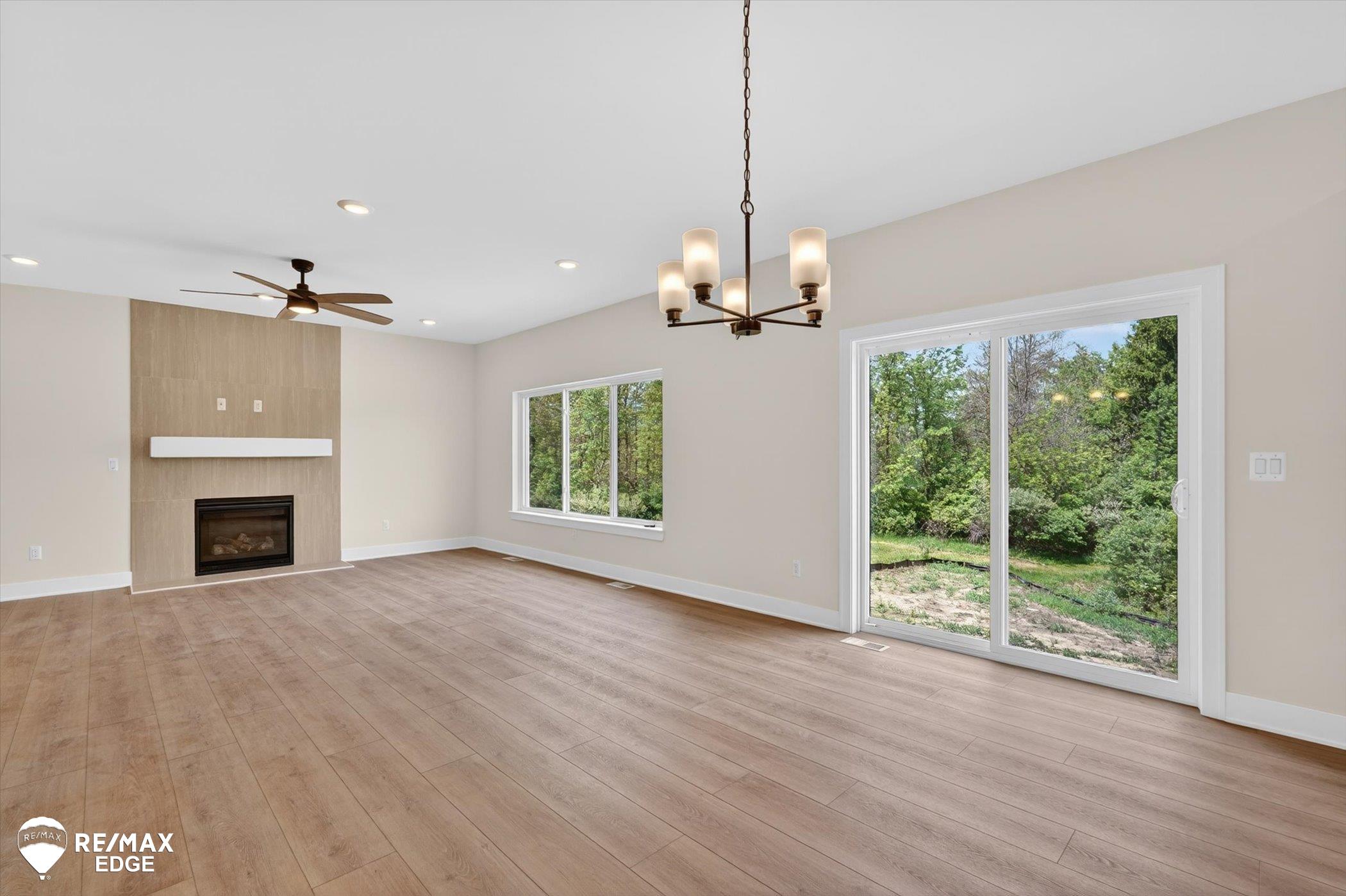 8080 Peninsula Circle Property Photo 6