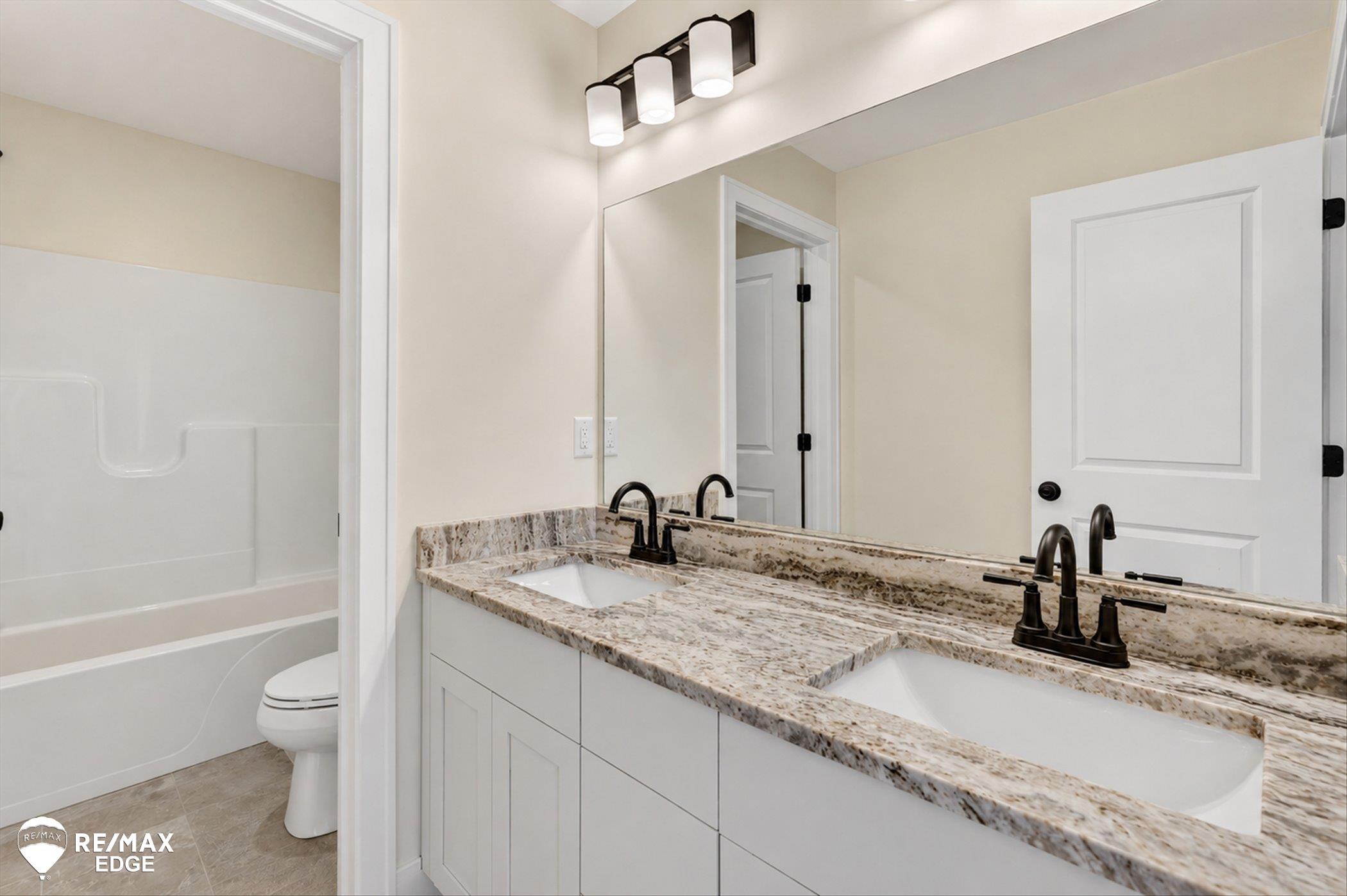 8080 Peninsula Circle Property Photo 29