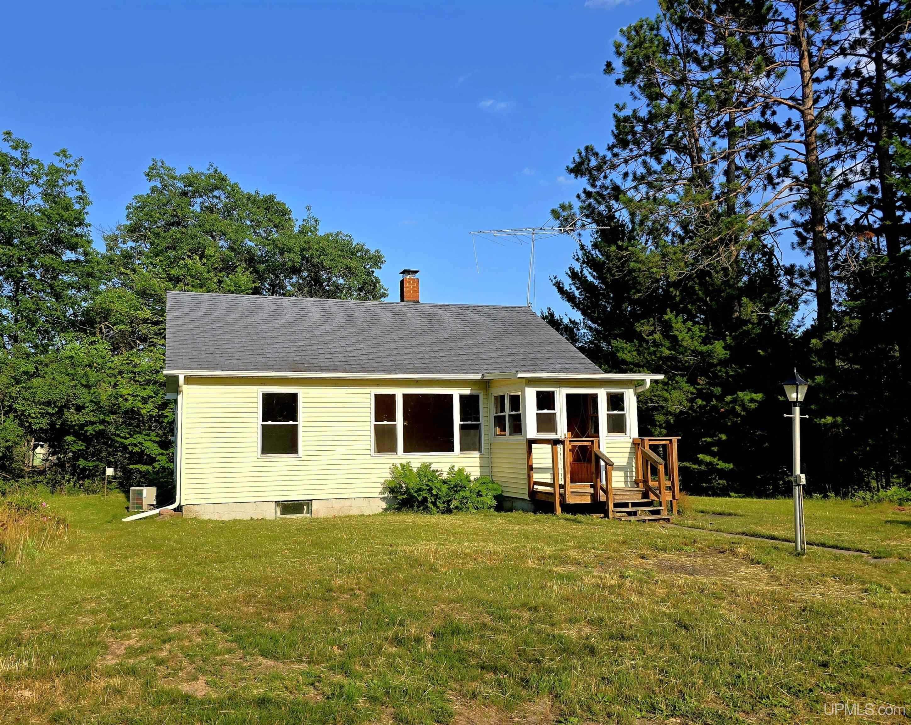 4016 M28 Highway Property Photo 1