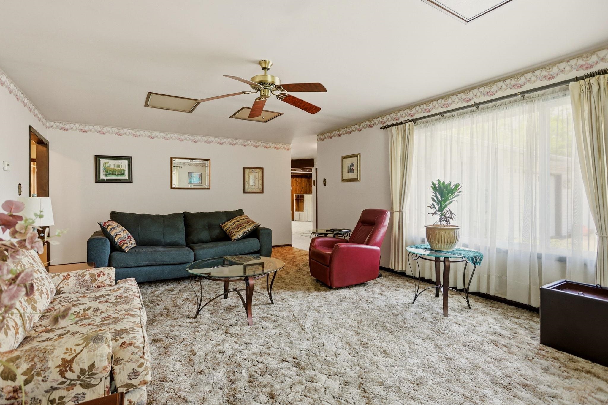 5745 E Townline Road Property Photo 7
