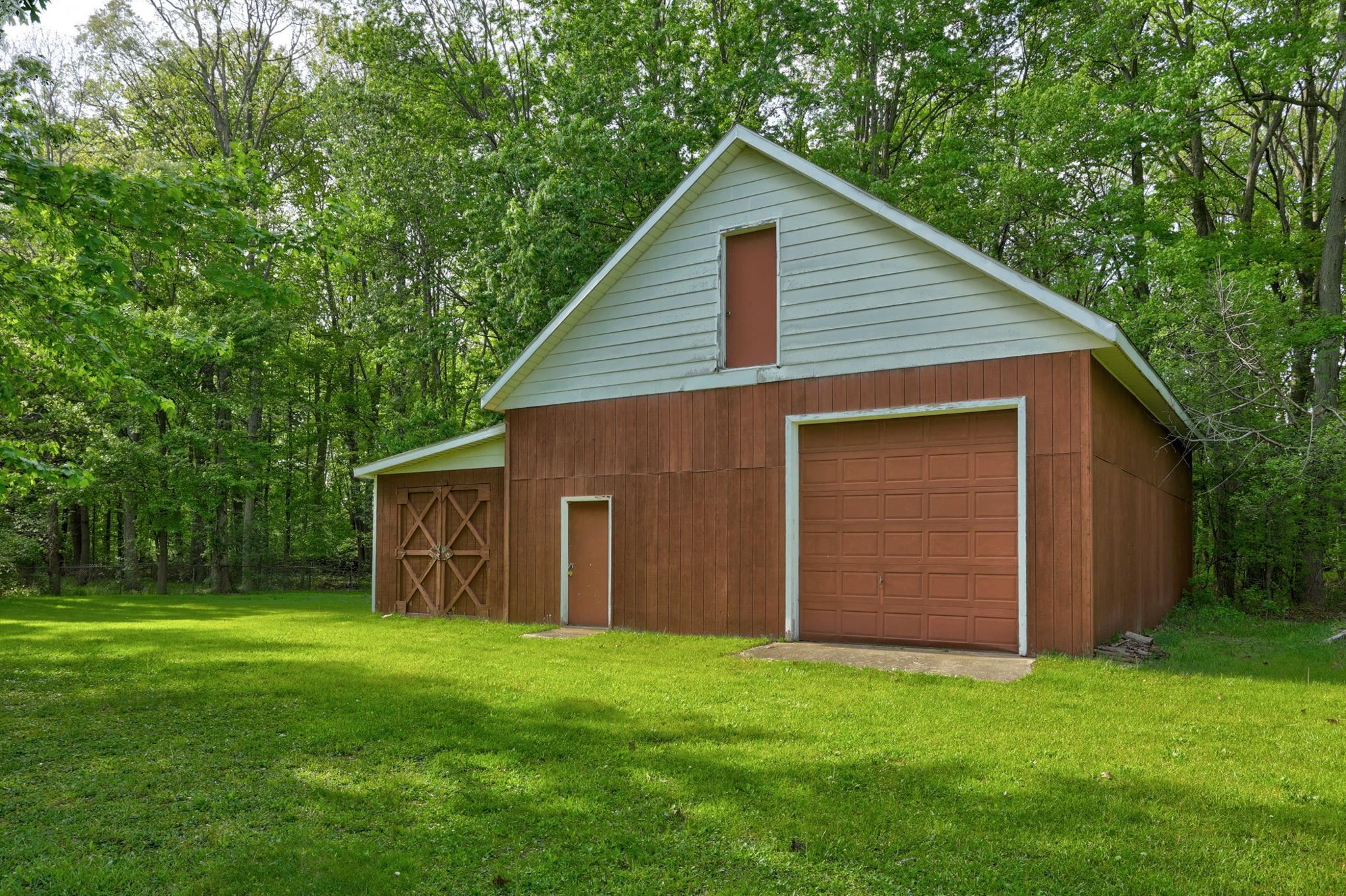 5745 E Townline Road Property Photo 18