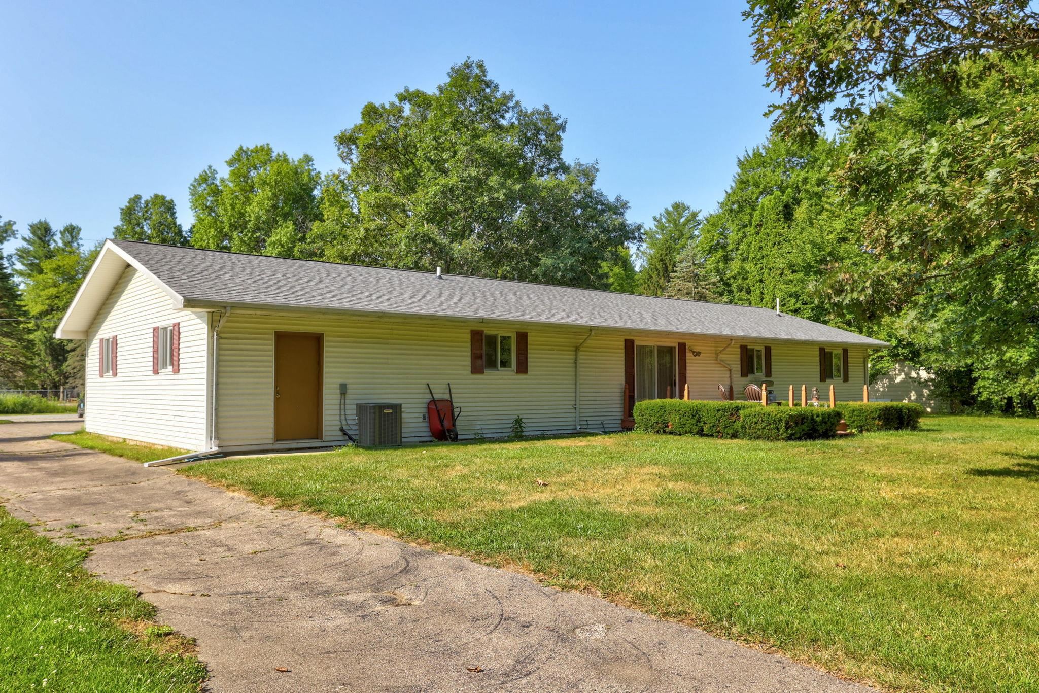 5745 E Townline Road Property Photo 21