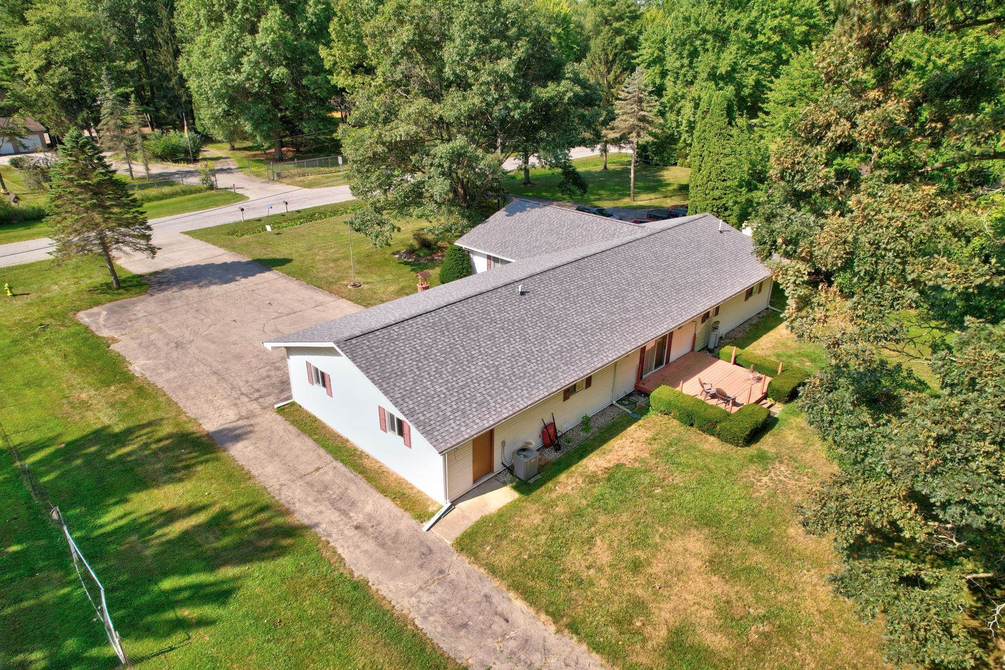 5745 E Townline Road Property Photo 23