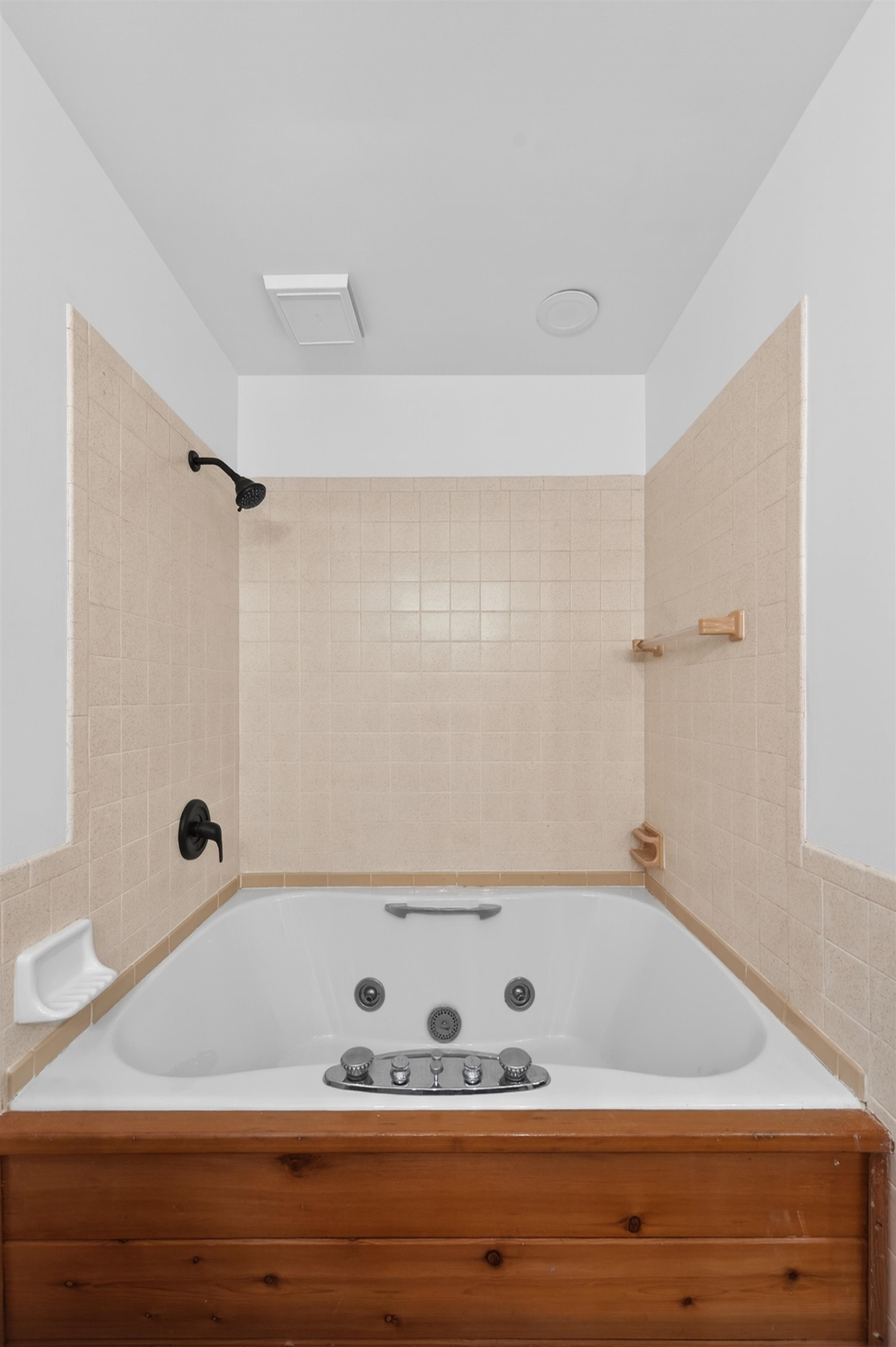 404 Hunters Ridge Property Photo 47