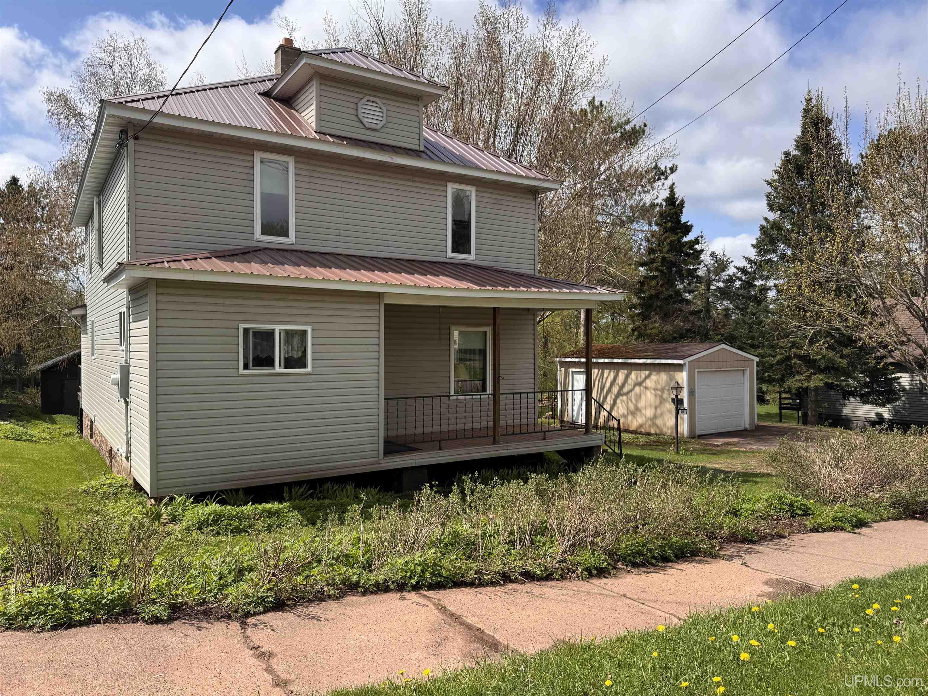 217 Kennedy Street Property Photo 1