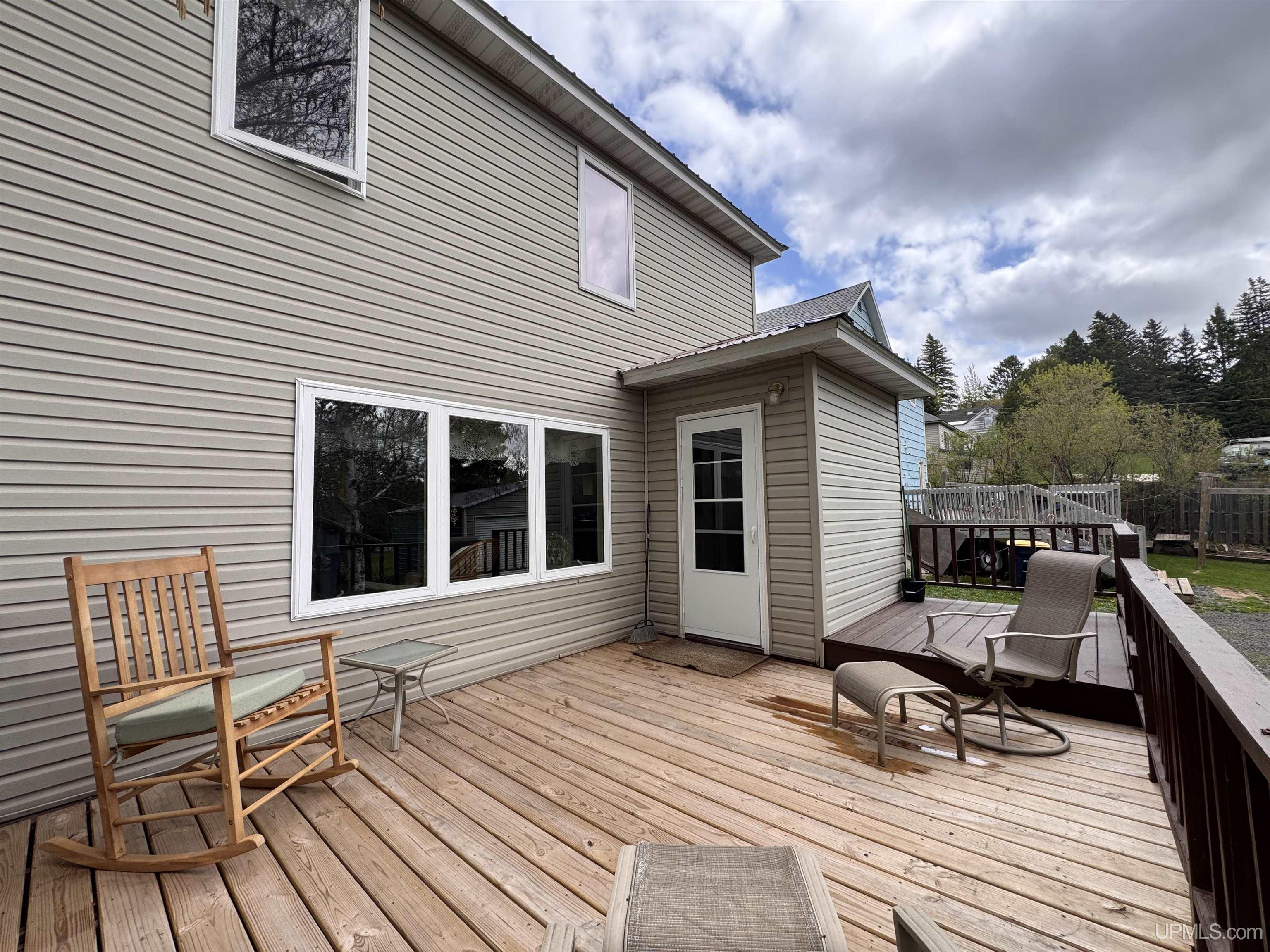 217 Kennedy Street Property Photo 8