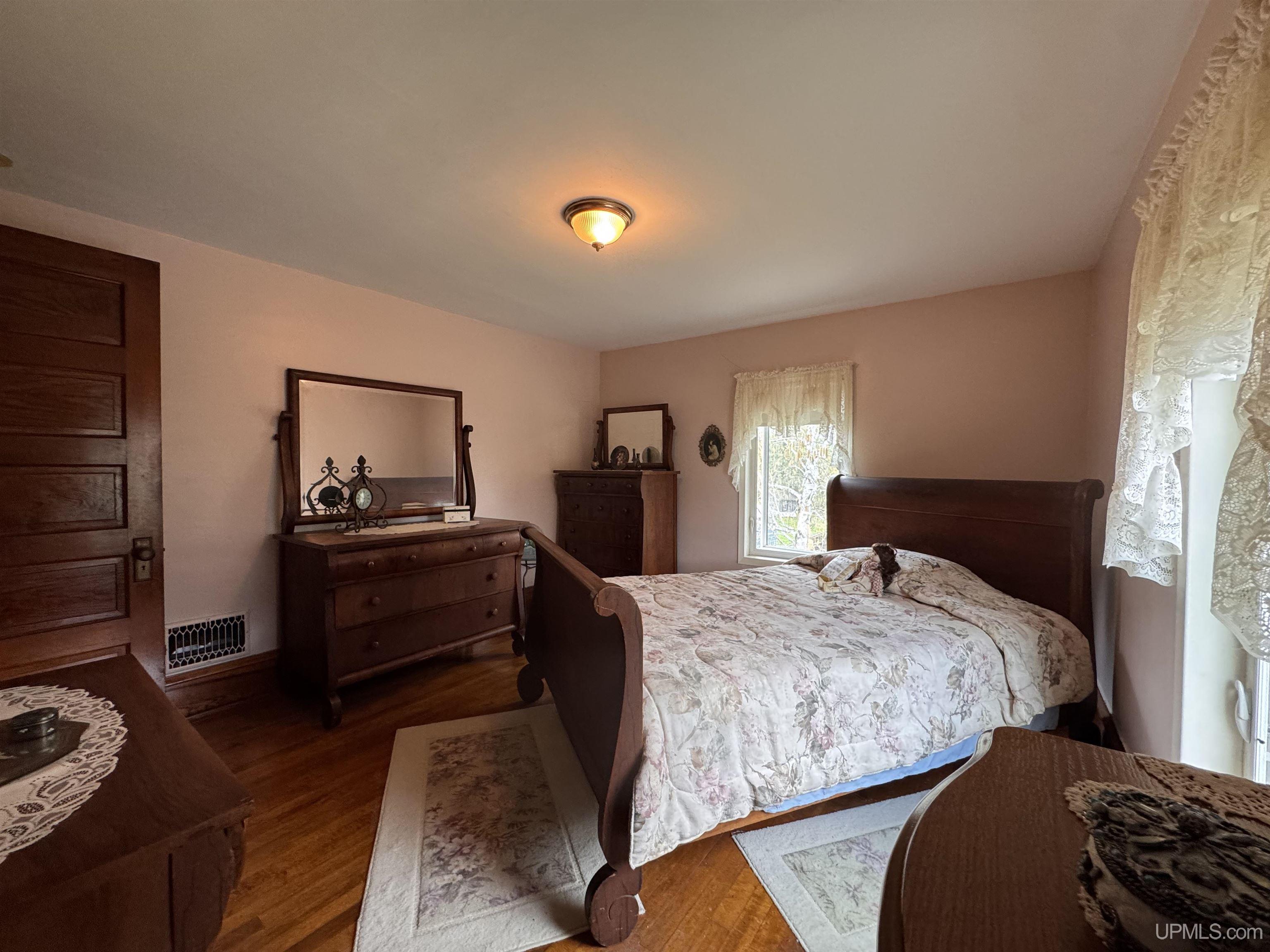 217 Kennedy Street Property Photo 34