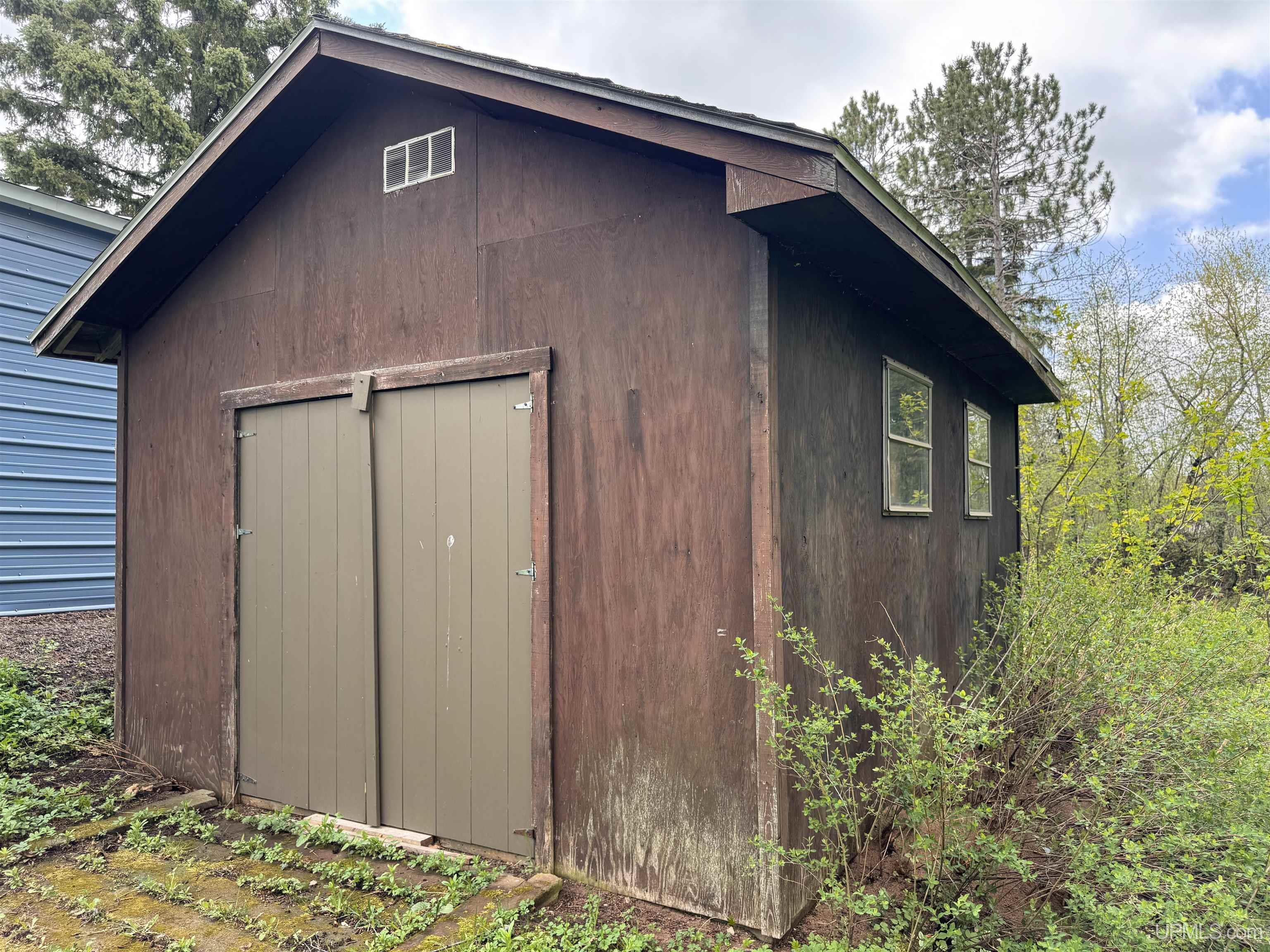 217 Kennedy Street Property Photo 55