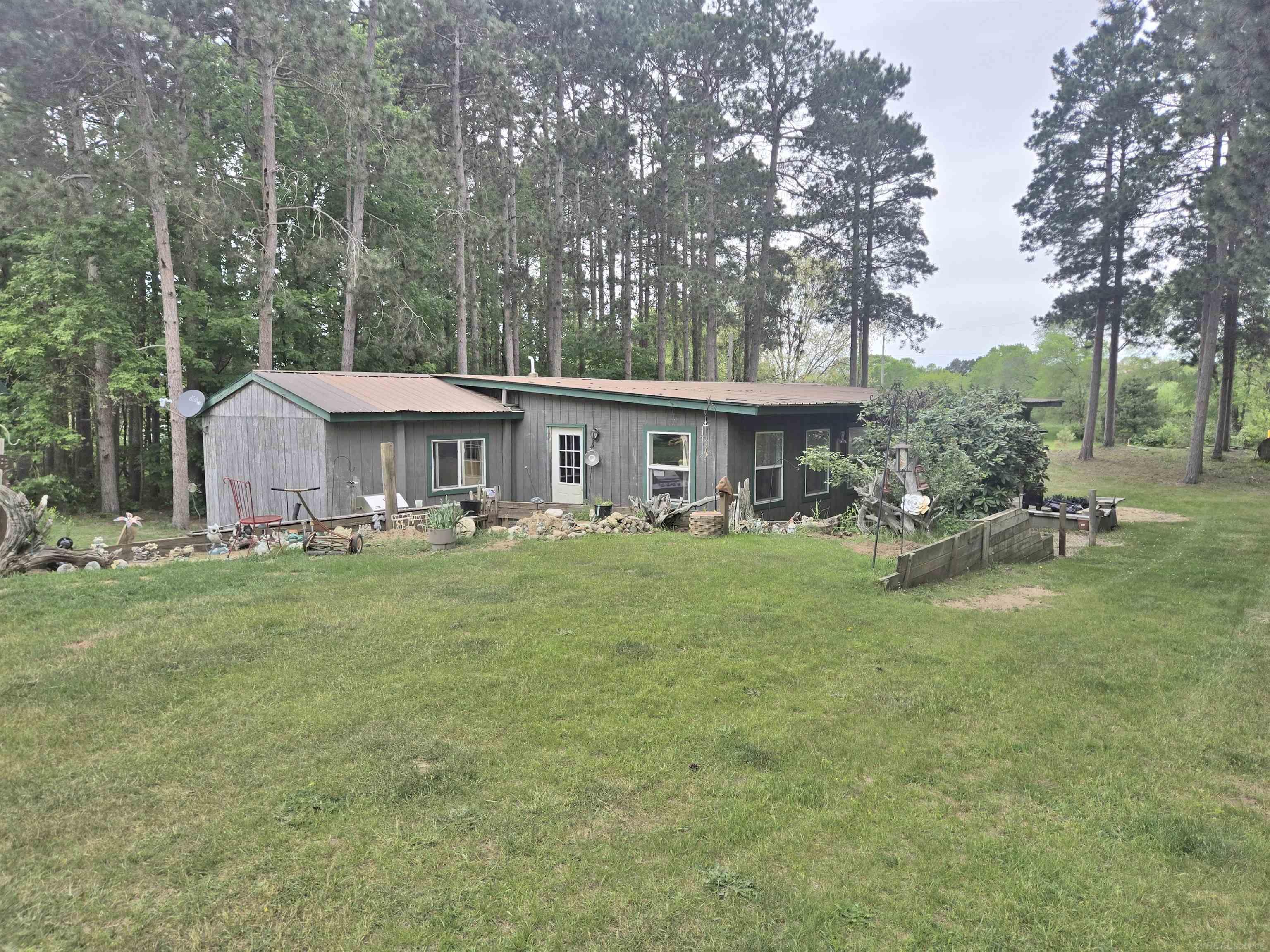 1915 W Garfild Road Property Photo 1