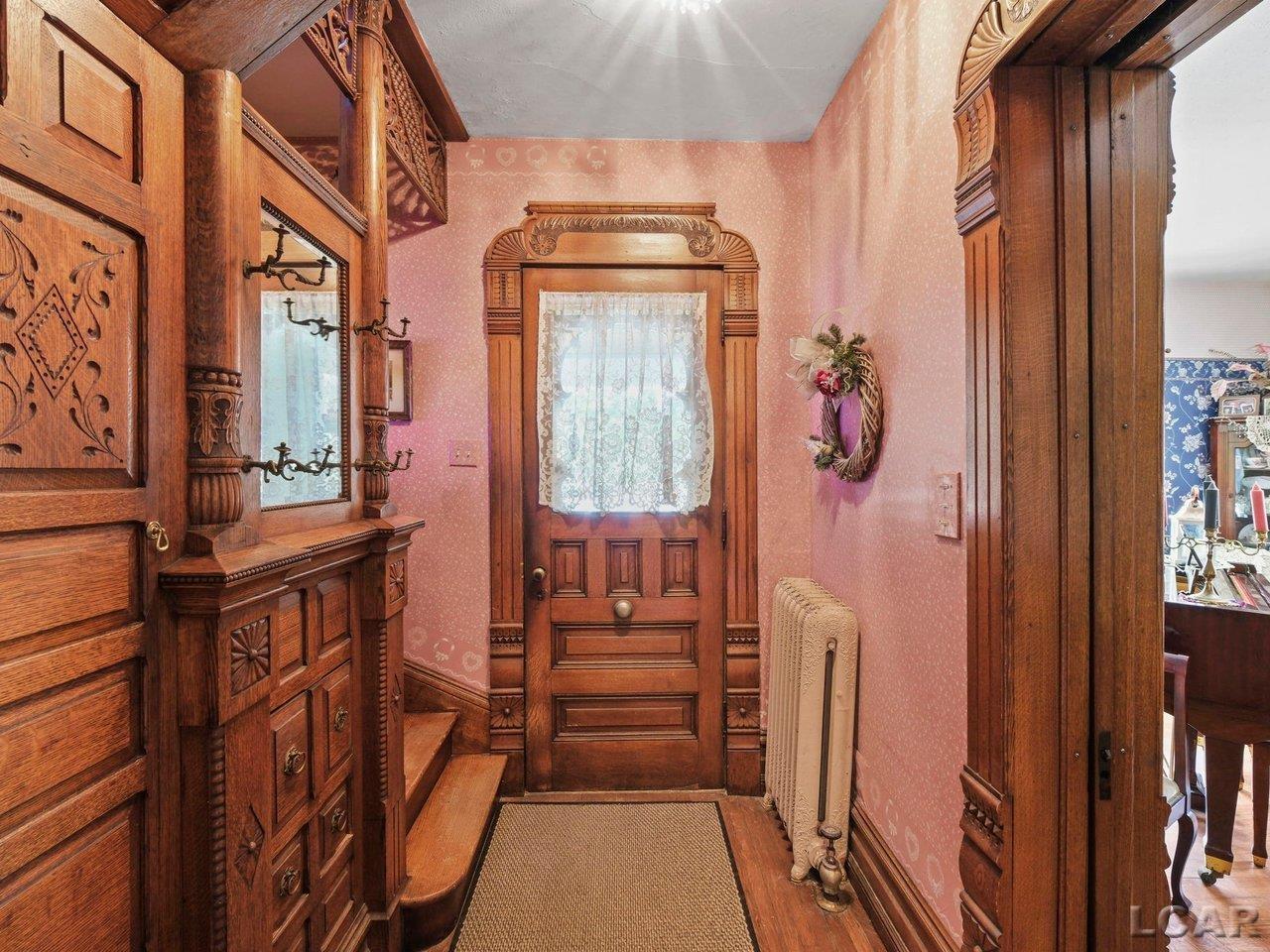 226 Giles Avenue Property Photo 8